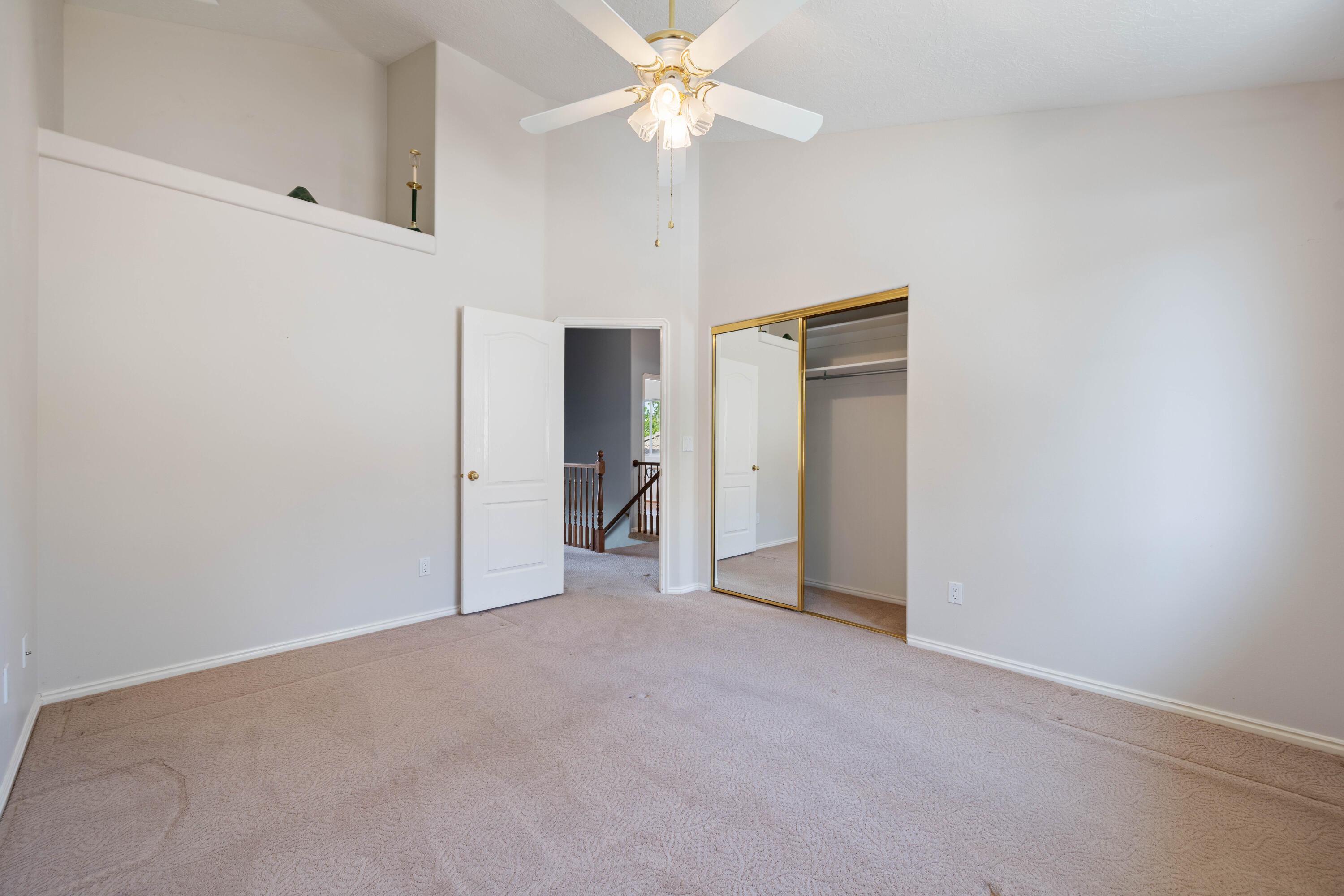 BOULDERS - Residential