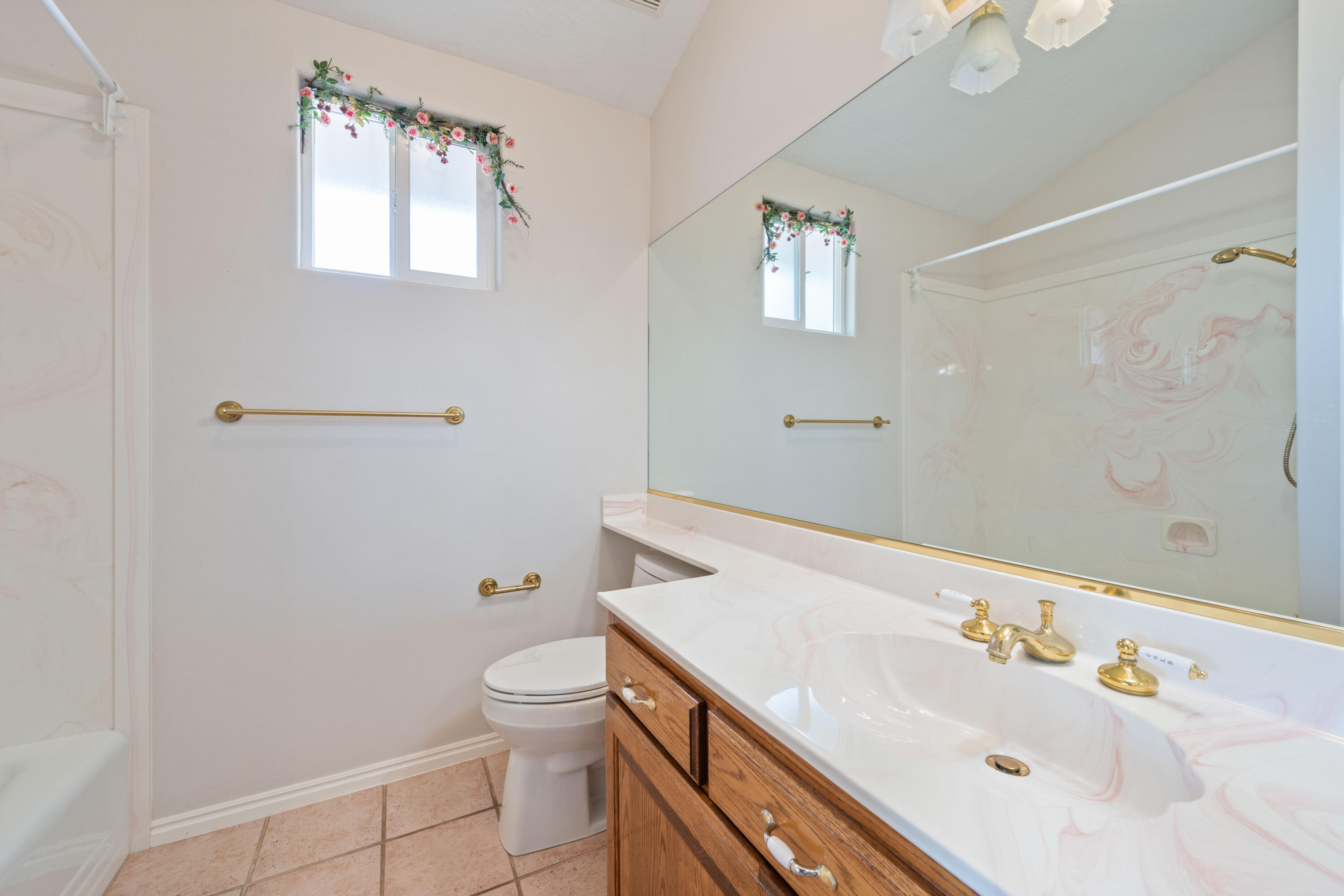 BOULDERS - Residential