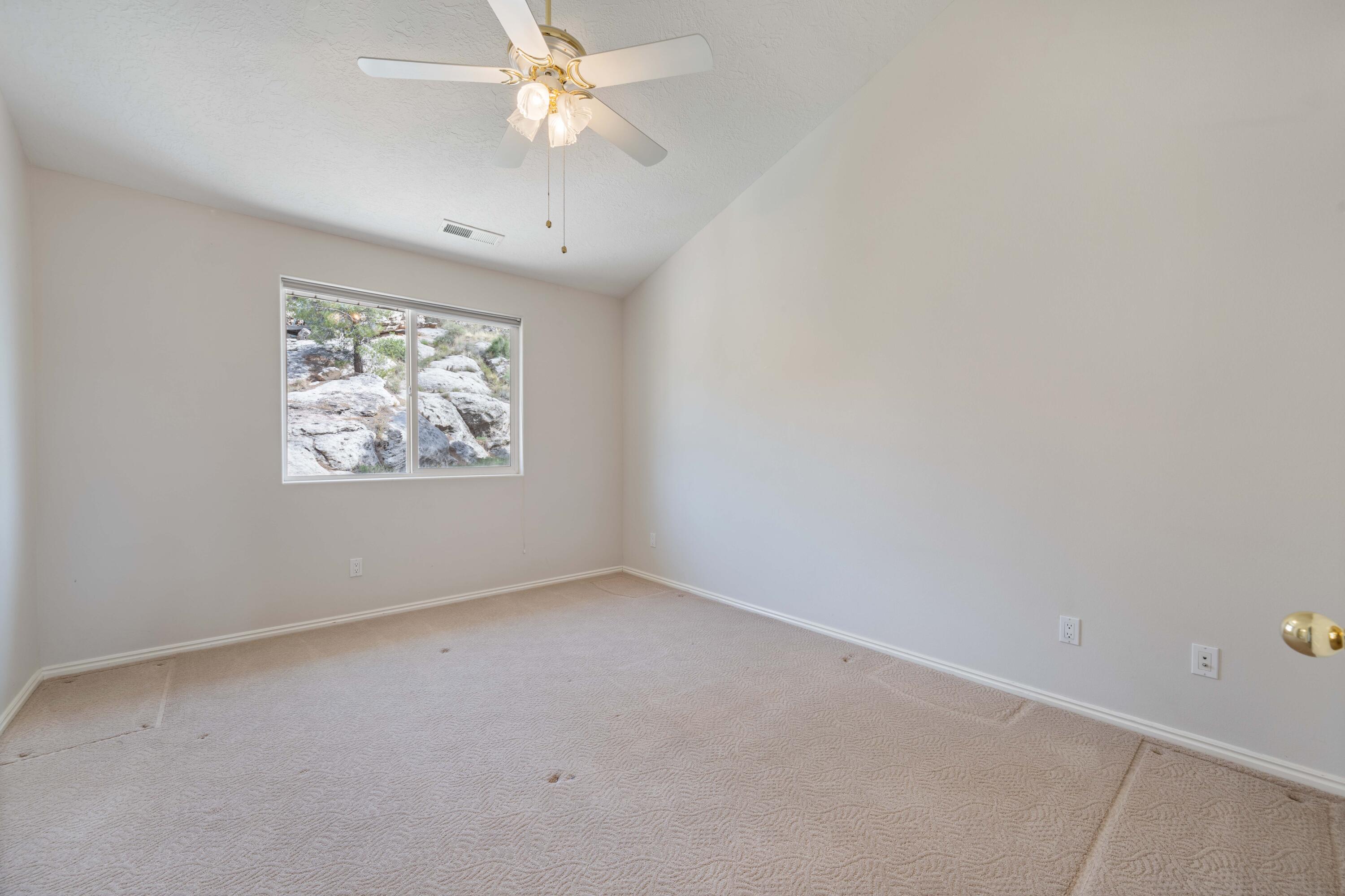 BOULDERS - Residential