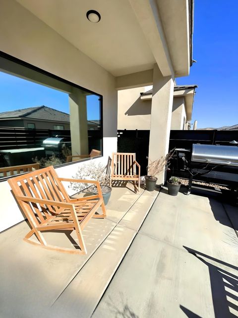 Tiny photo for 543 S STEWART CREEK, Washington, UT 84780 (MLS # 26-270592)