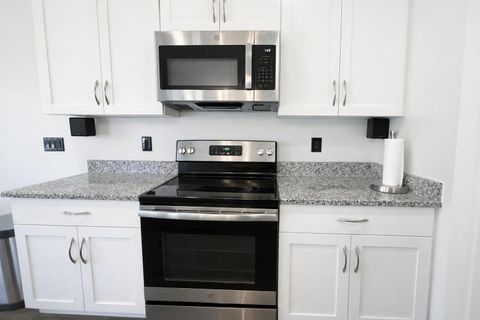 Tiny photo for 543 S STEWART CREEK, Washington, UT 84780 (MLS # 26-270592)