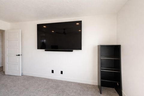 Tiny photo for 543 S STEWART CREEK, Washington, UT 84780 (MLS # 26-270592)