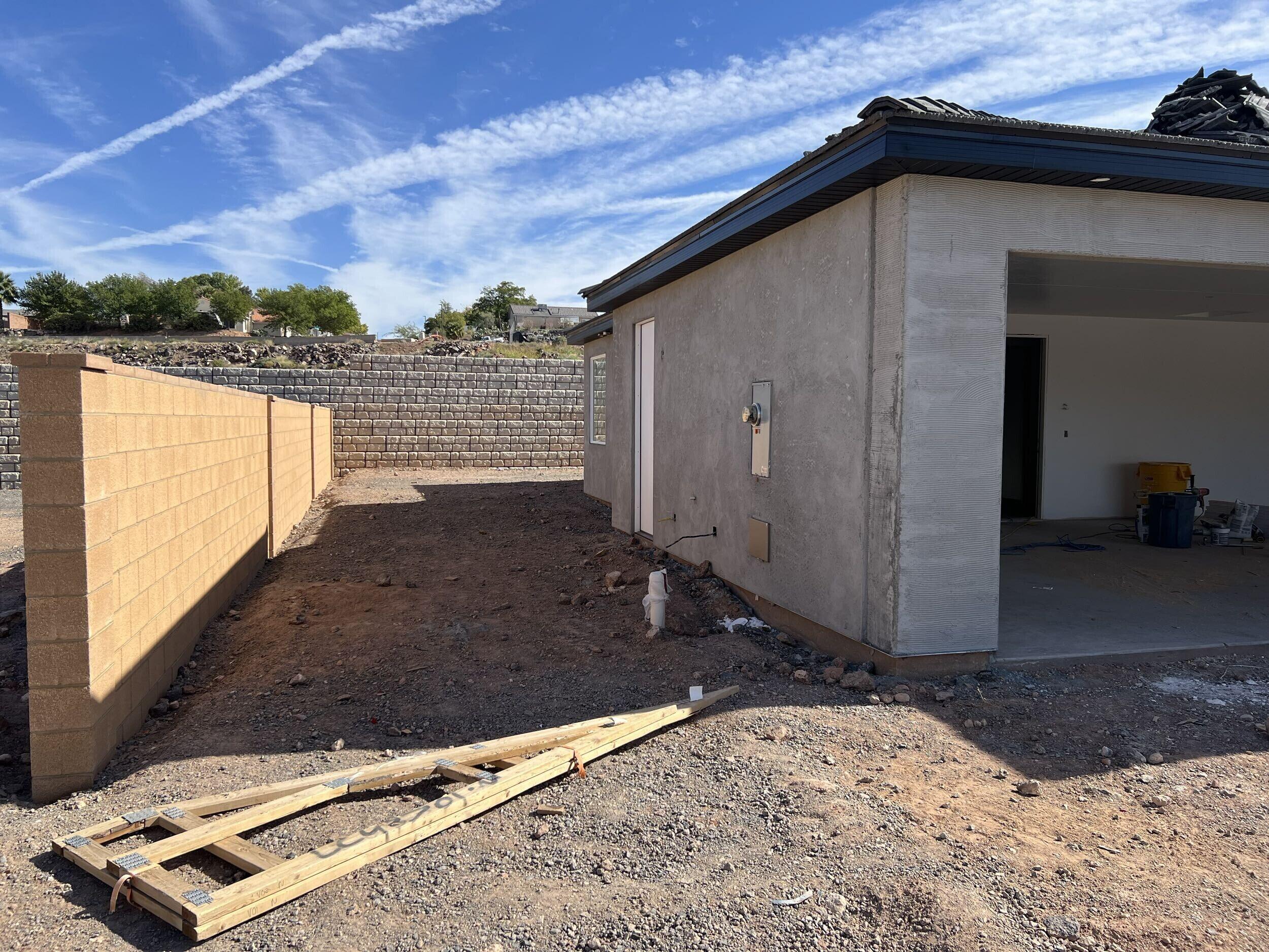 PARK SIDE AT GRANDPA'S POND - Residential