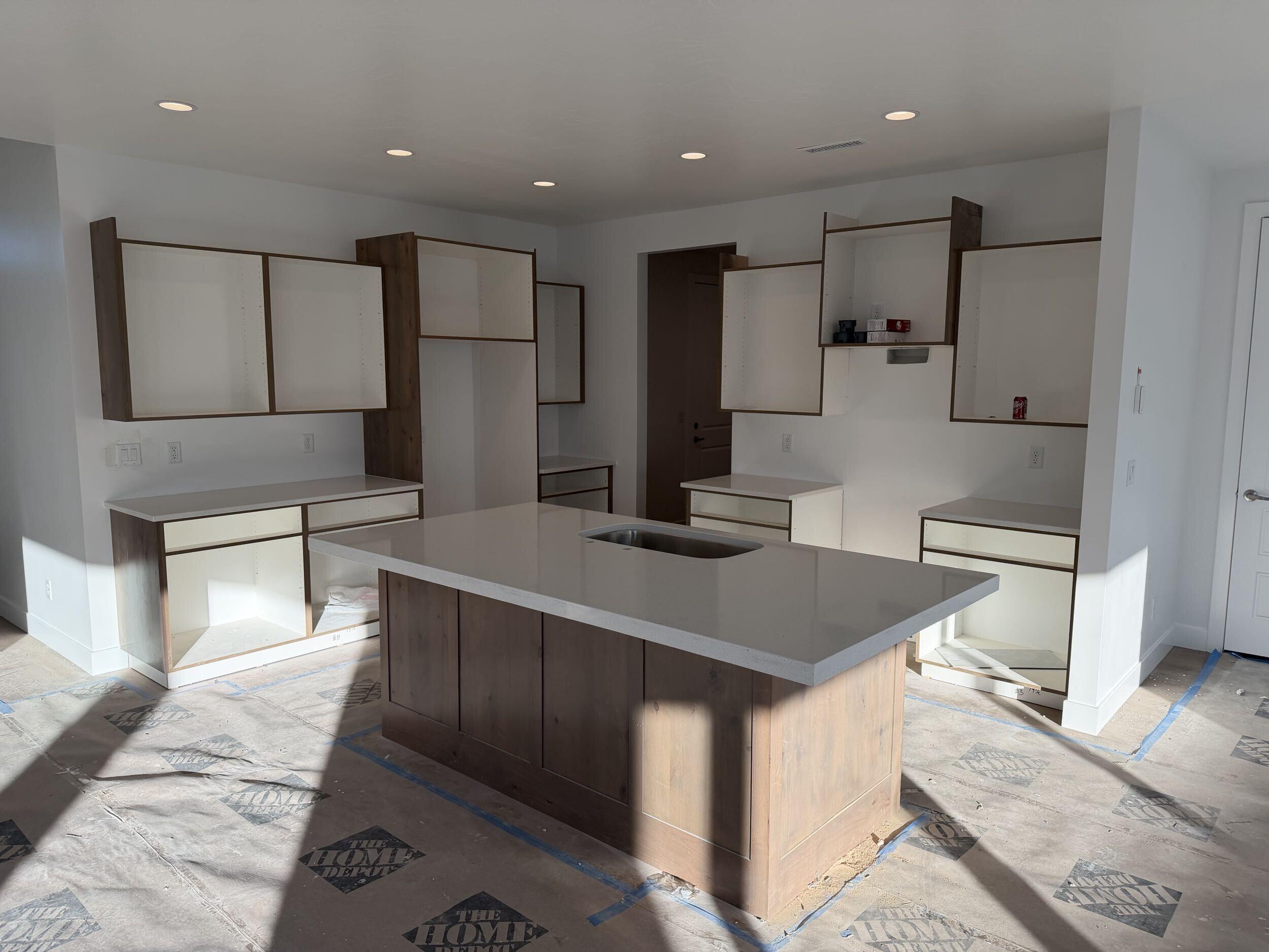 PARK SIDE AT GRANDPA'S POND - Residential