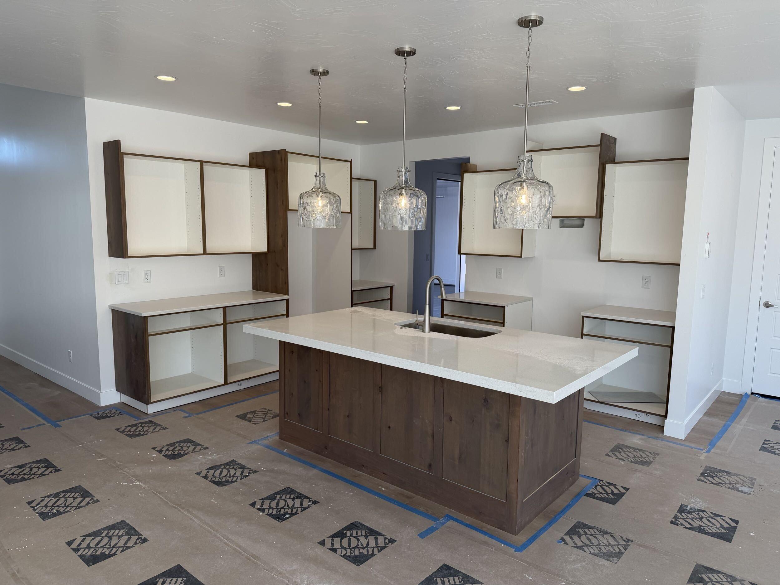 PARK SIDE AT GRANDPA'S POND - Residential