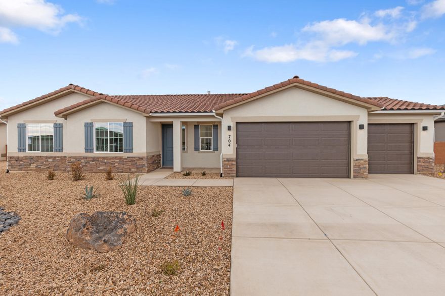 Interest rates as low as 3.999% available through our preferred lender.  Close to Unity Park, Fire Lake at Ivins reservoir and Kayenta Art Village.  Short Drives to Black Desert Resort, Tuacahn Amphitheater, and Snow Canyon State Park.
Bright and open floorplan with a vaulted great room off the gourmet kitchen. Lots of storage with a large pantry, WIC off the entry and large WIC in the primary. Quartz countertops throughout. Fireplace in the great room.