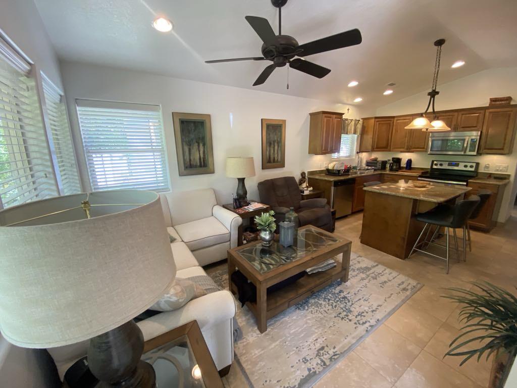 HARRISBURG LAKESIDE ESTATES - Residential