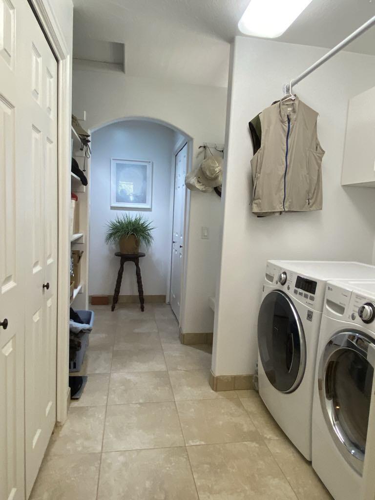 HARRISBURG LAKESIDE ESTATES - Residential