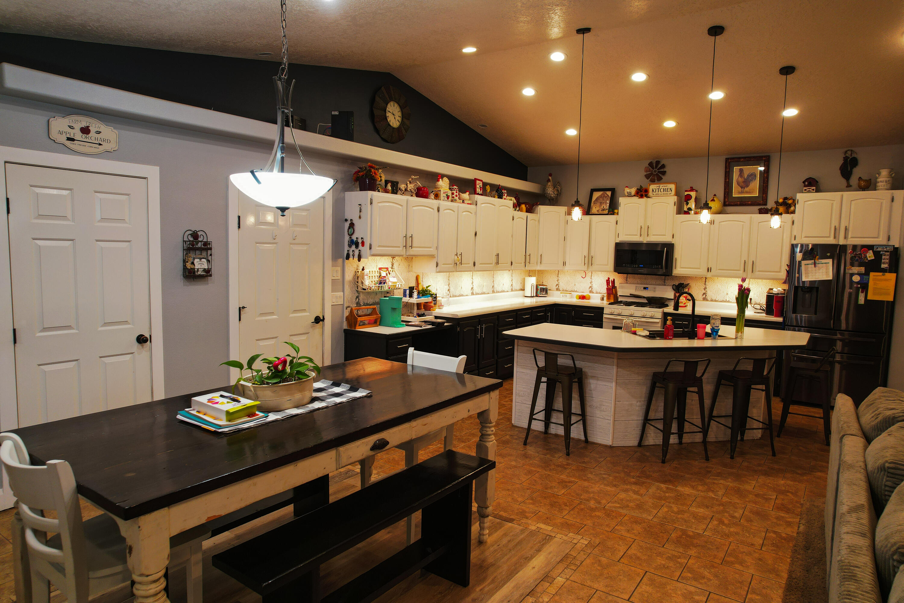 ENTERPRISE TOWNSITE - Residential