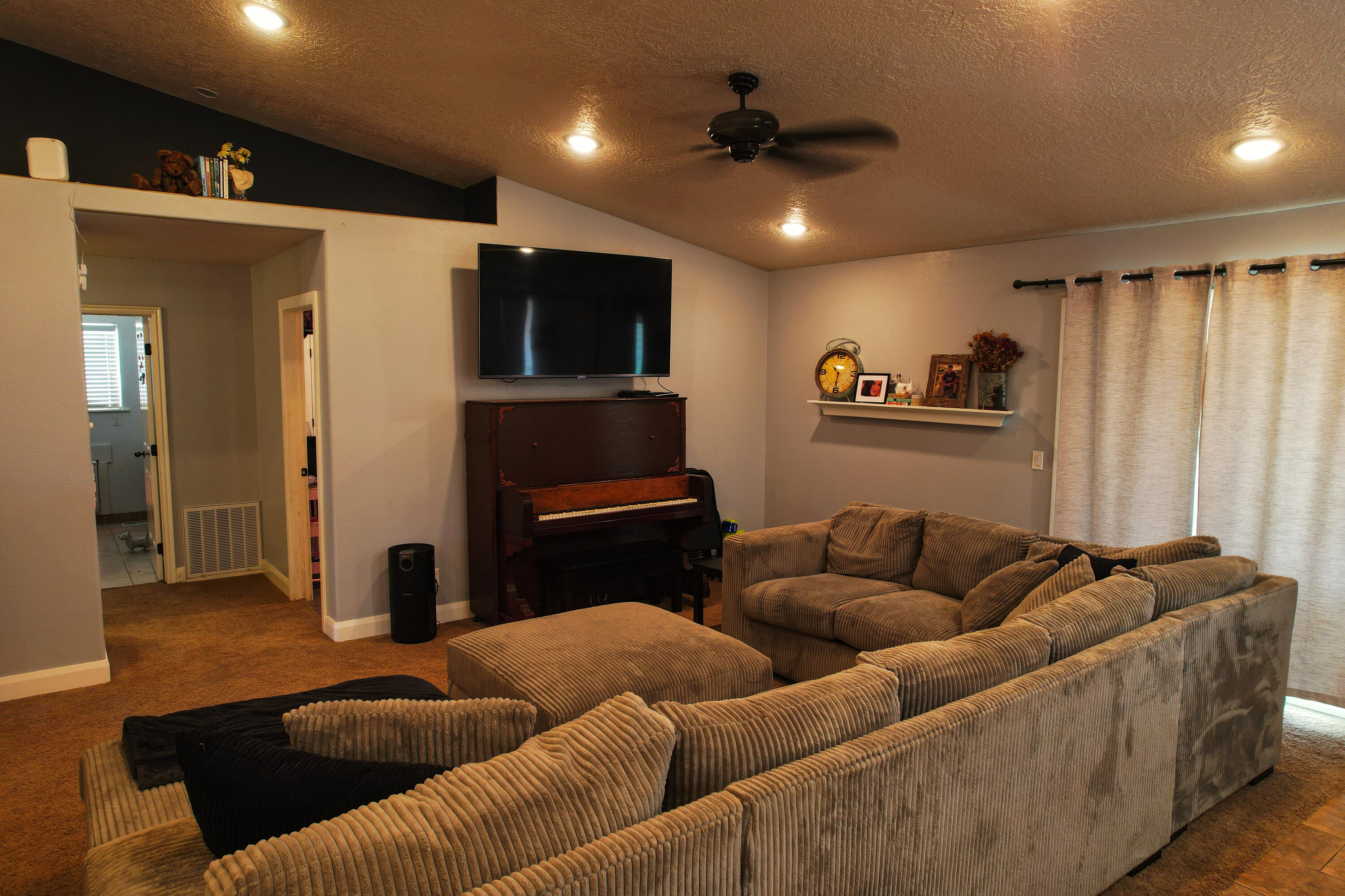 ENTERPRISE TOWNSITE - Residential