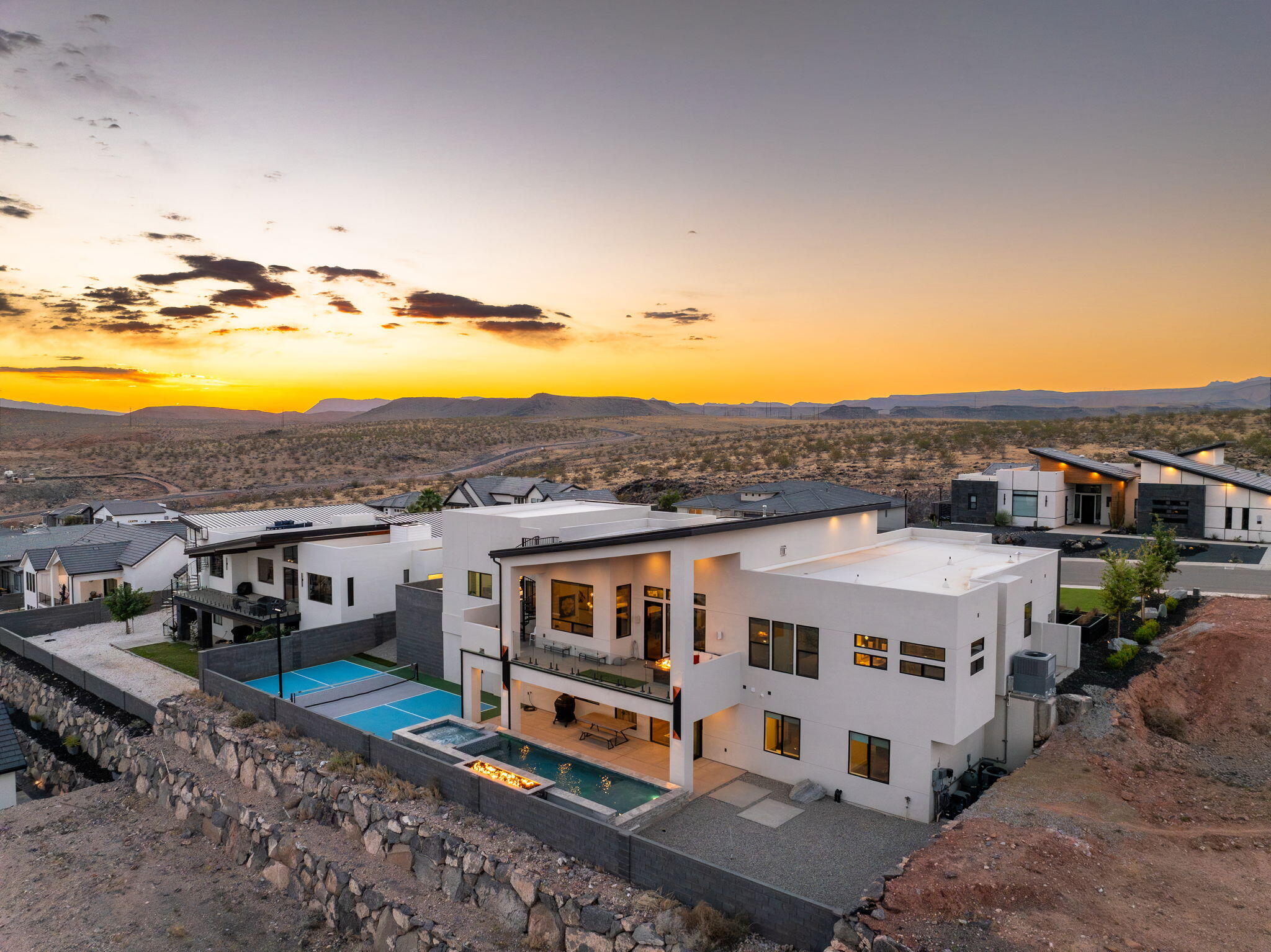 GRAND HEIGHTS - Residential
