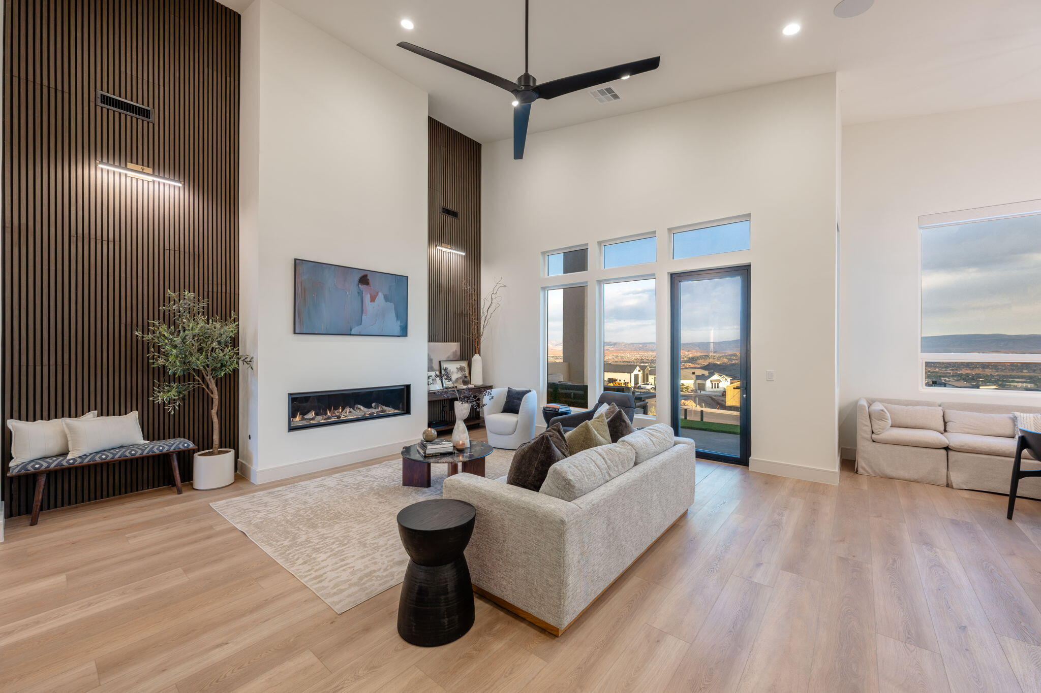 GRAND HEIGHTS - Residential