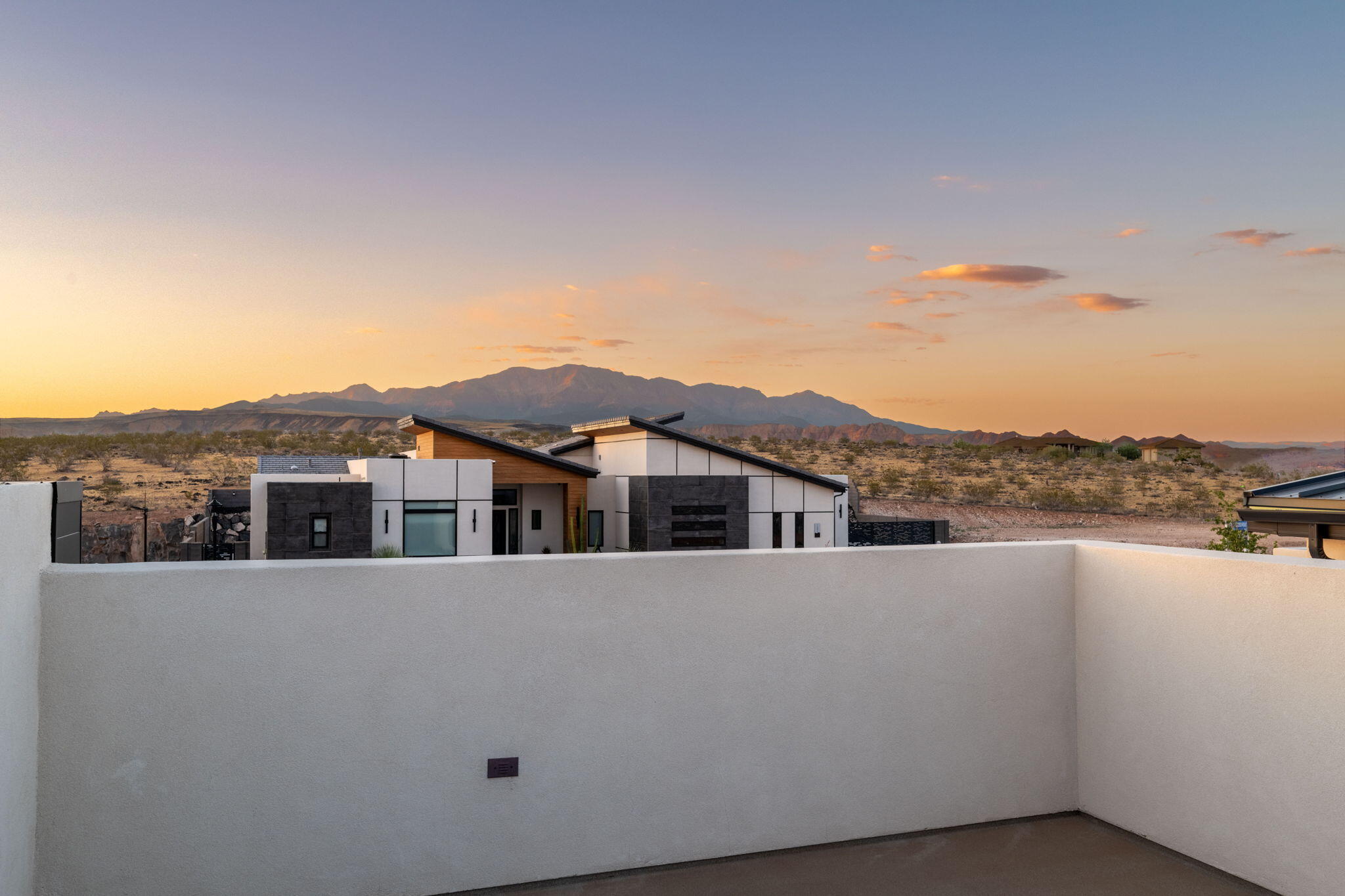 GRAND HEIGHTS - Residential