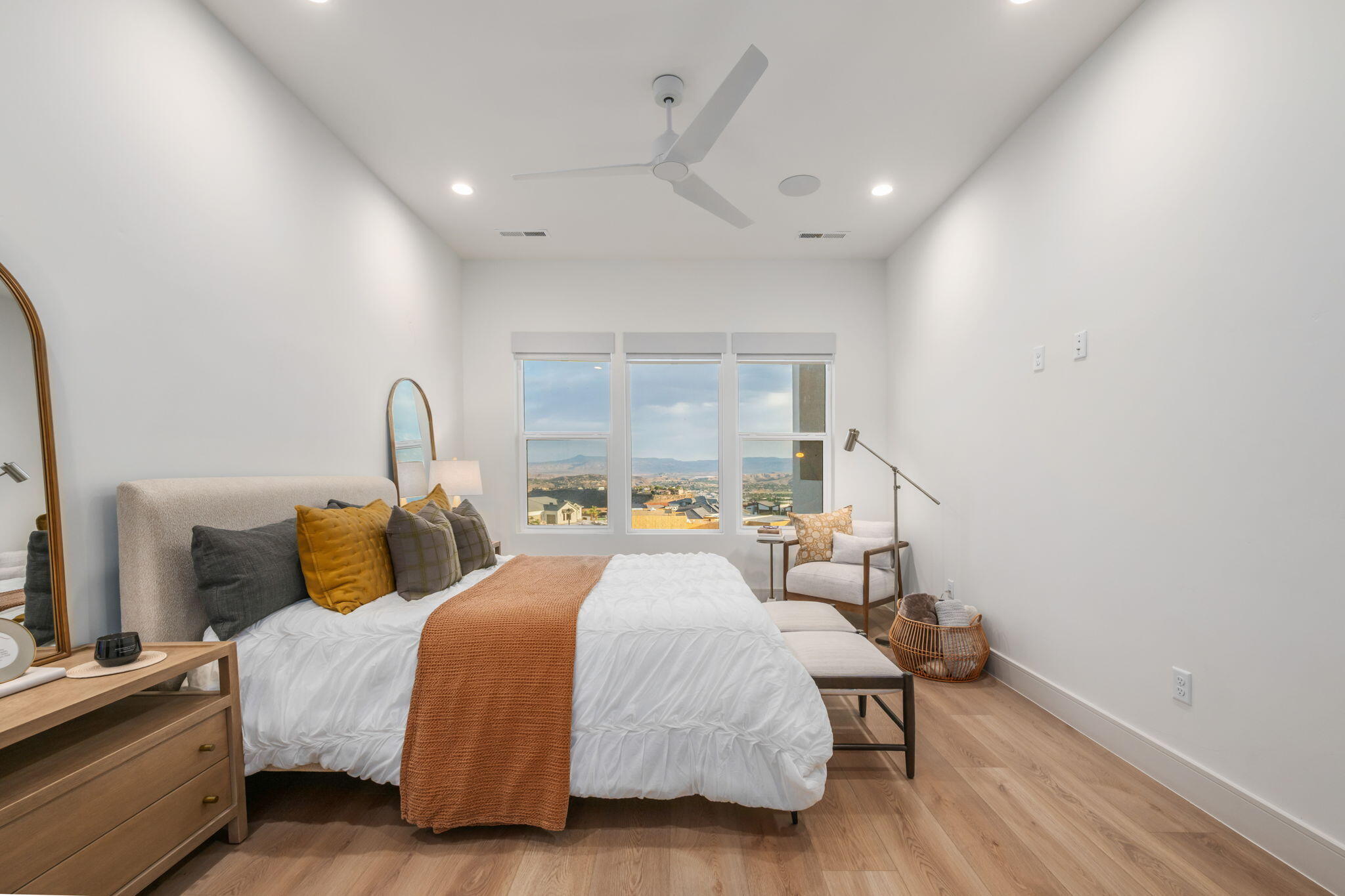 GRAND HEIGHTS - Residential