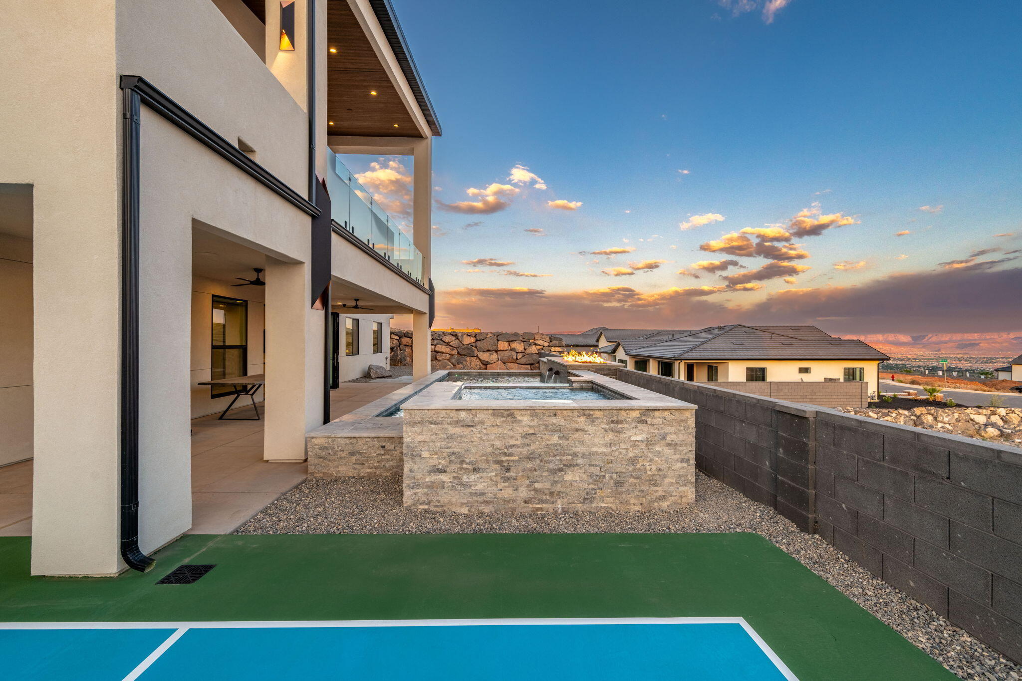 GRAND HEIGHTS - Residential