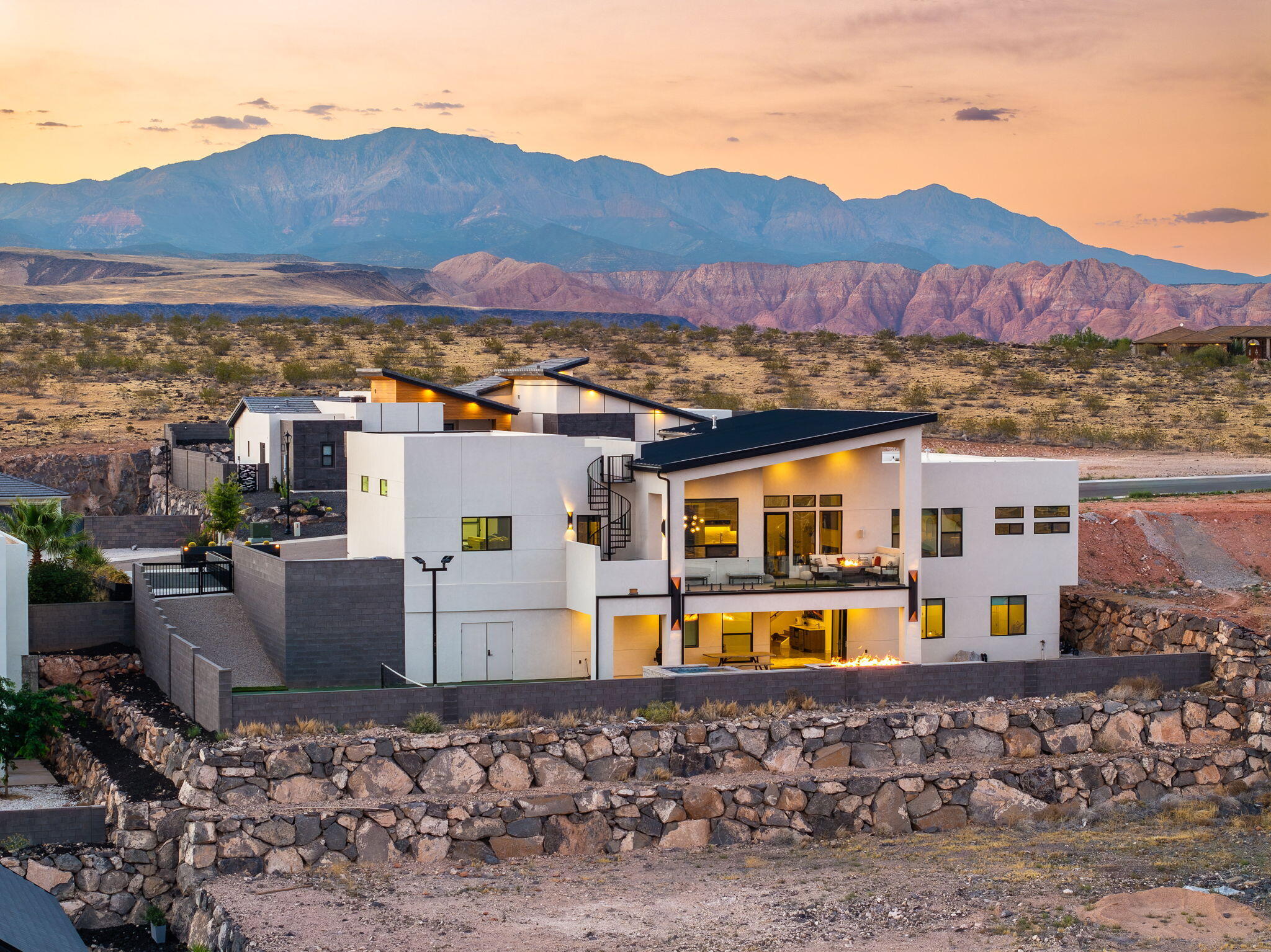 GRAND HEIGHTS - Residential