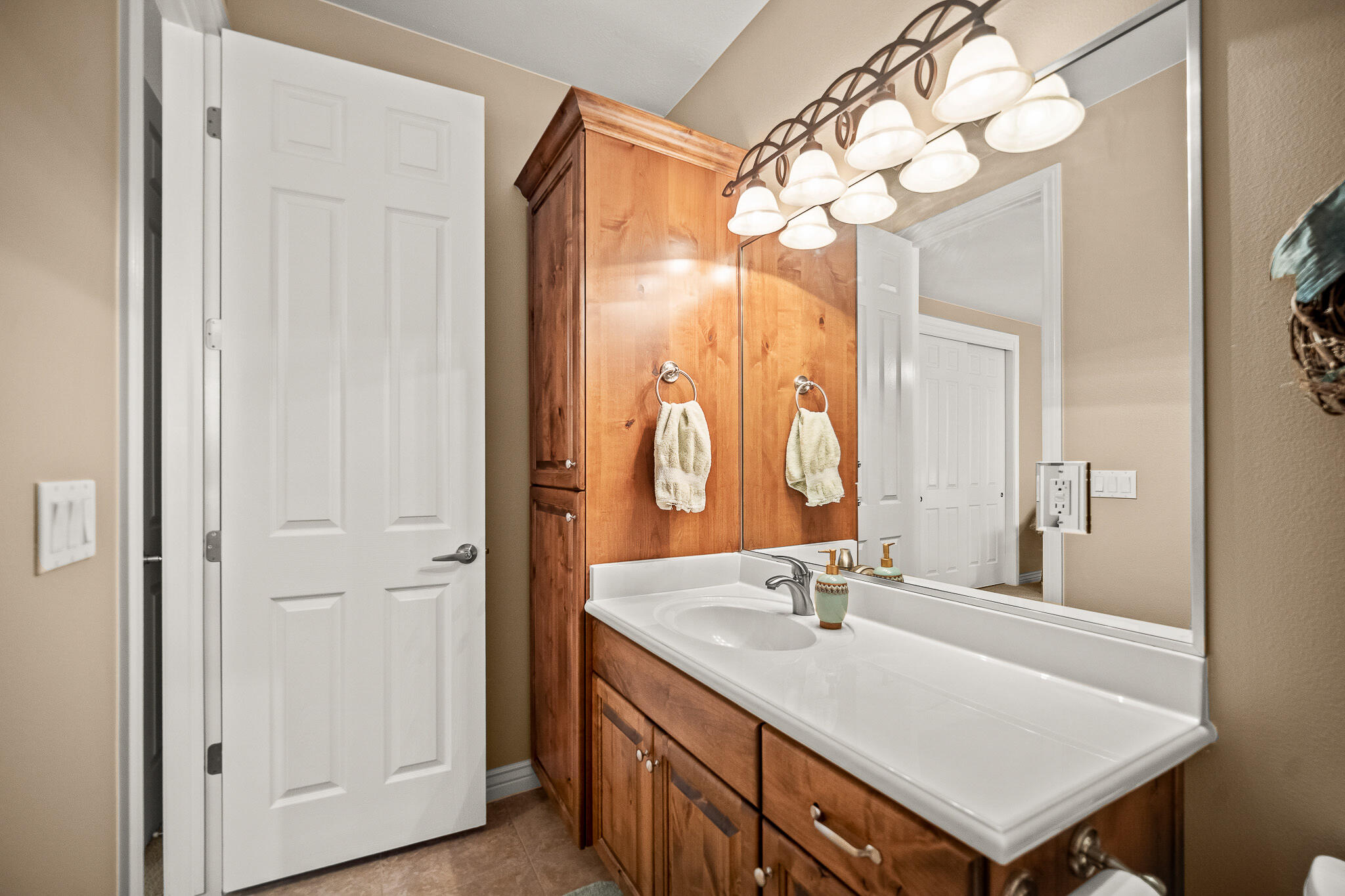 CRYSTAL SPRINGS - Residential