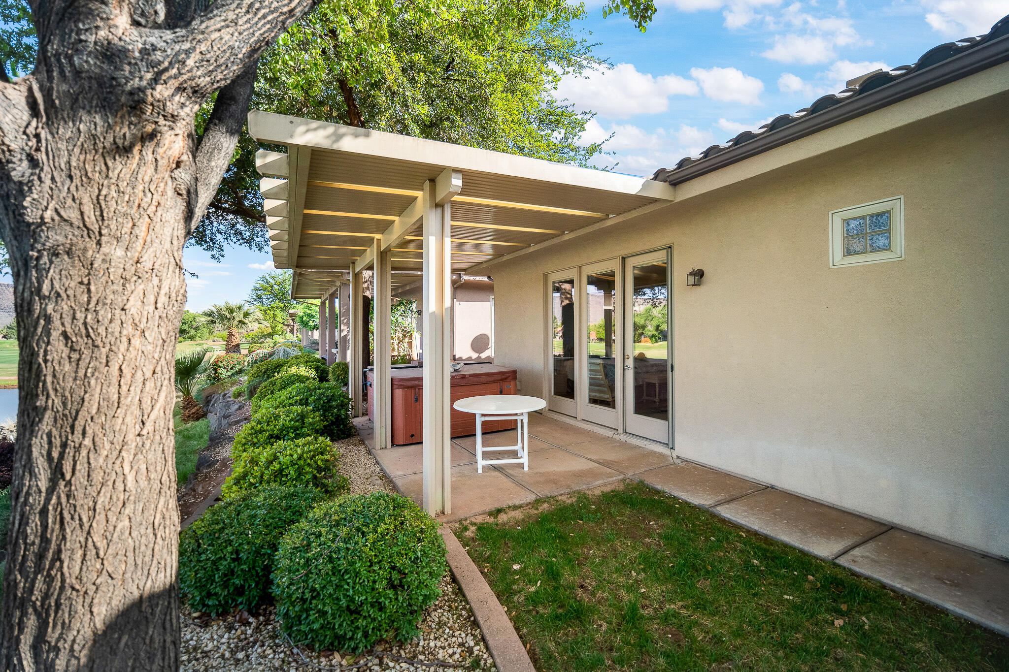 CRYSTAL SPRINGS - Residential