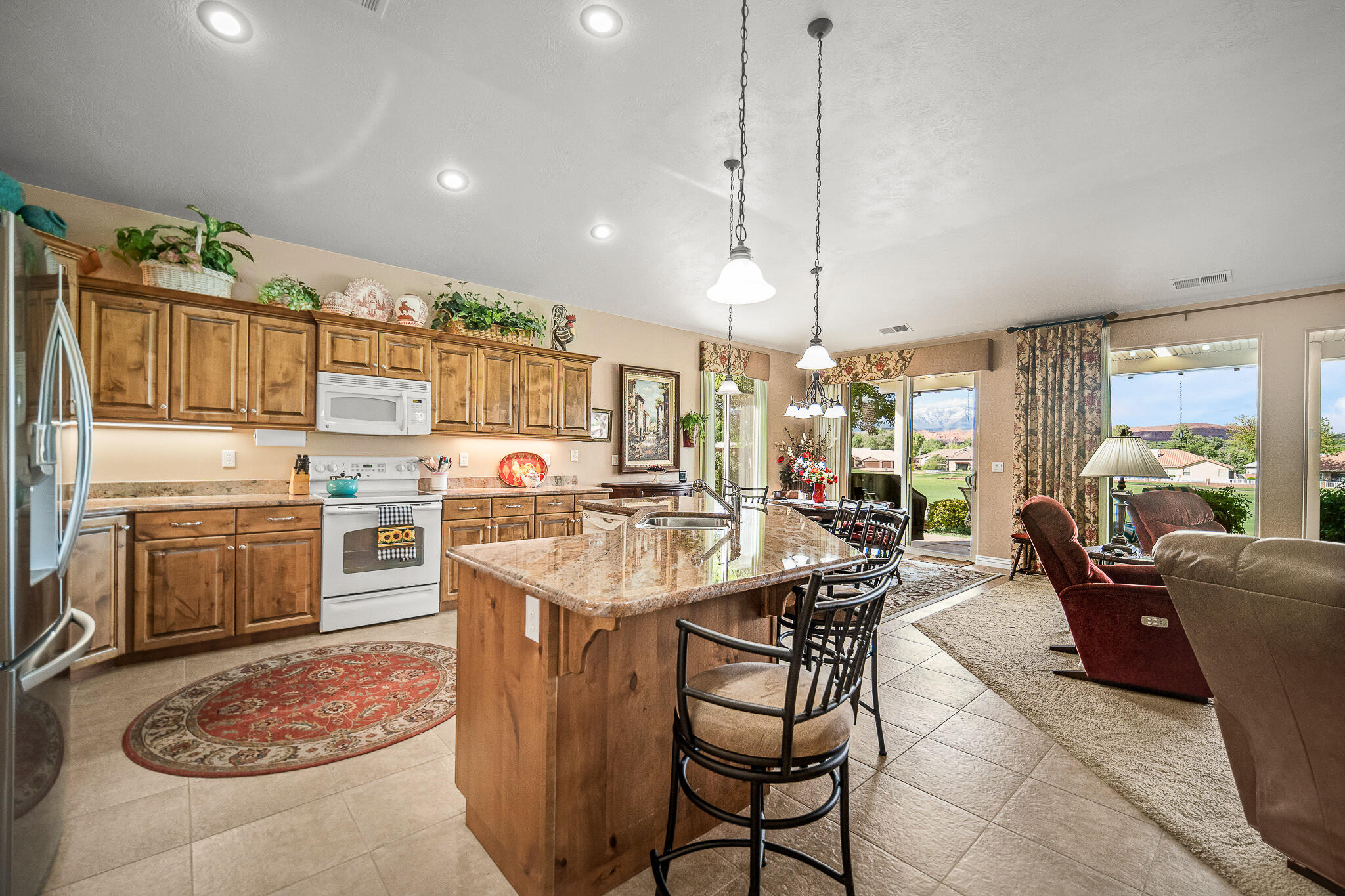 CRYSTAL SPRINGS - Residential