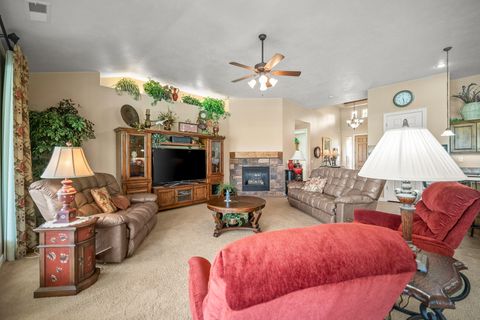 Tiny photo for 145 S Crystal Lakes DR 101 #101, Saint George, UT 84770 (MLS # 26-271384)