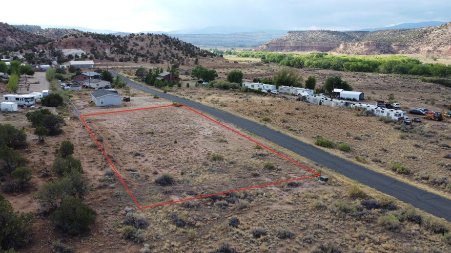 Build your dream home in the heart of scenic Escalante! This spacious .5 acre lot offers stunning views with utilities nearby—electrical is stubbed in, water is available at the street as well as fiber optic internet. Enjoy small-town charm, wide open skies, and quick access to outdoor adventures in Grand Staircase-Escalante National Monument.