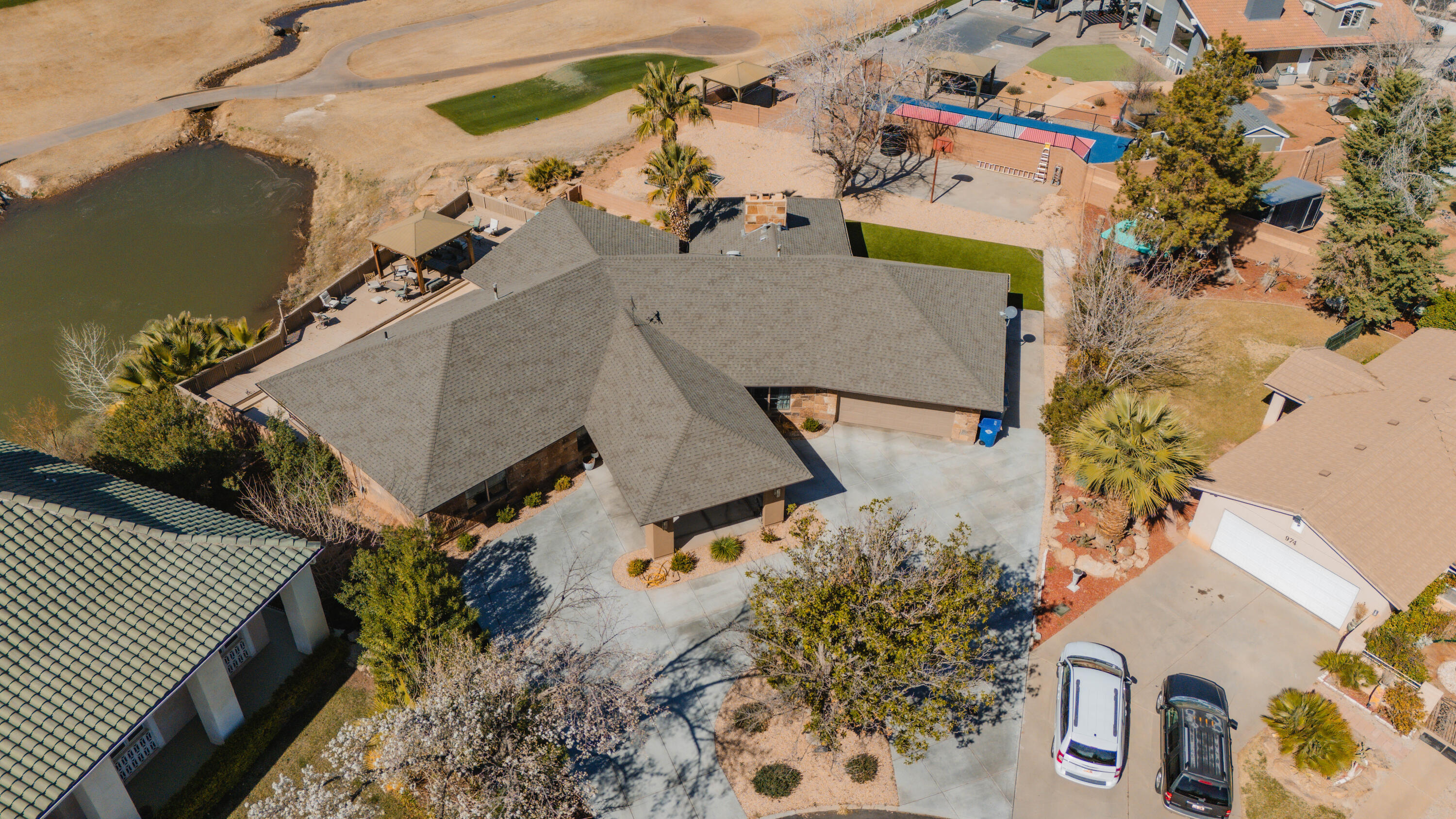 BLOOMINGTON COUNTRY CLUB - Residential