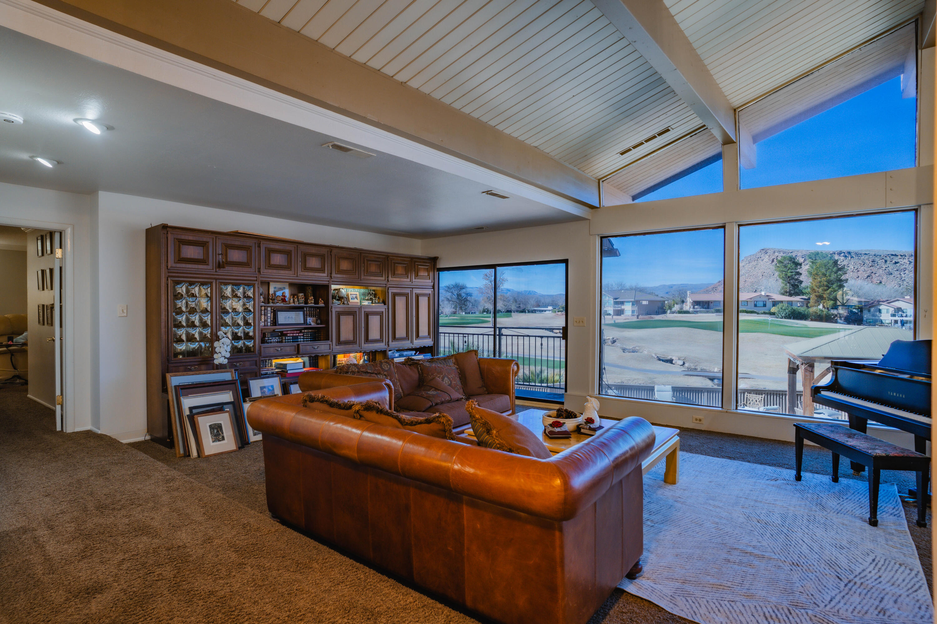 BLOOMINGTON COUNTRY CLUB - Residential