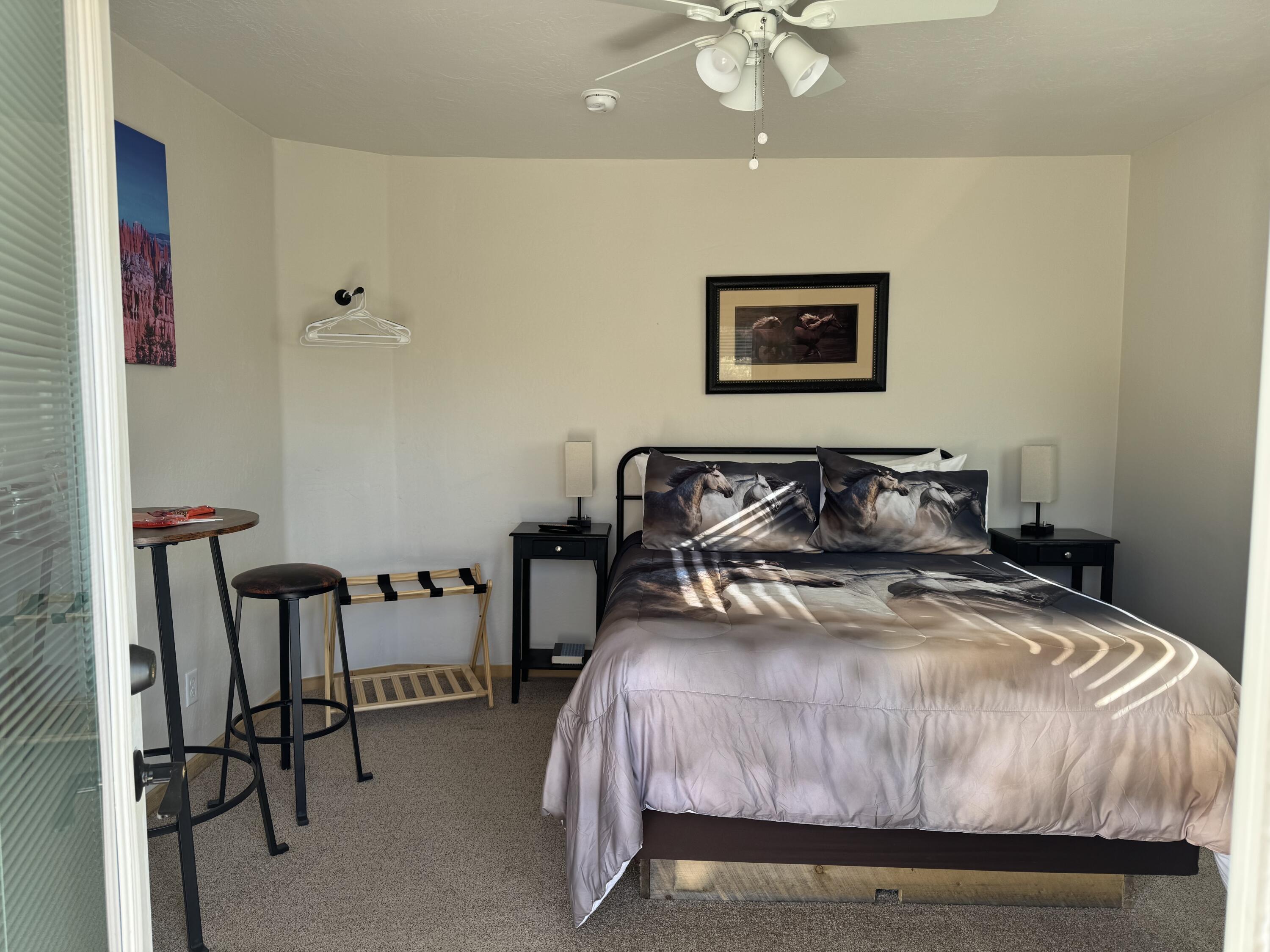 TOQUERVILLE TOWNSITE - Residential