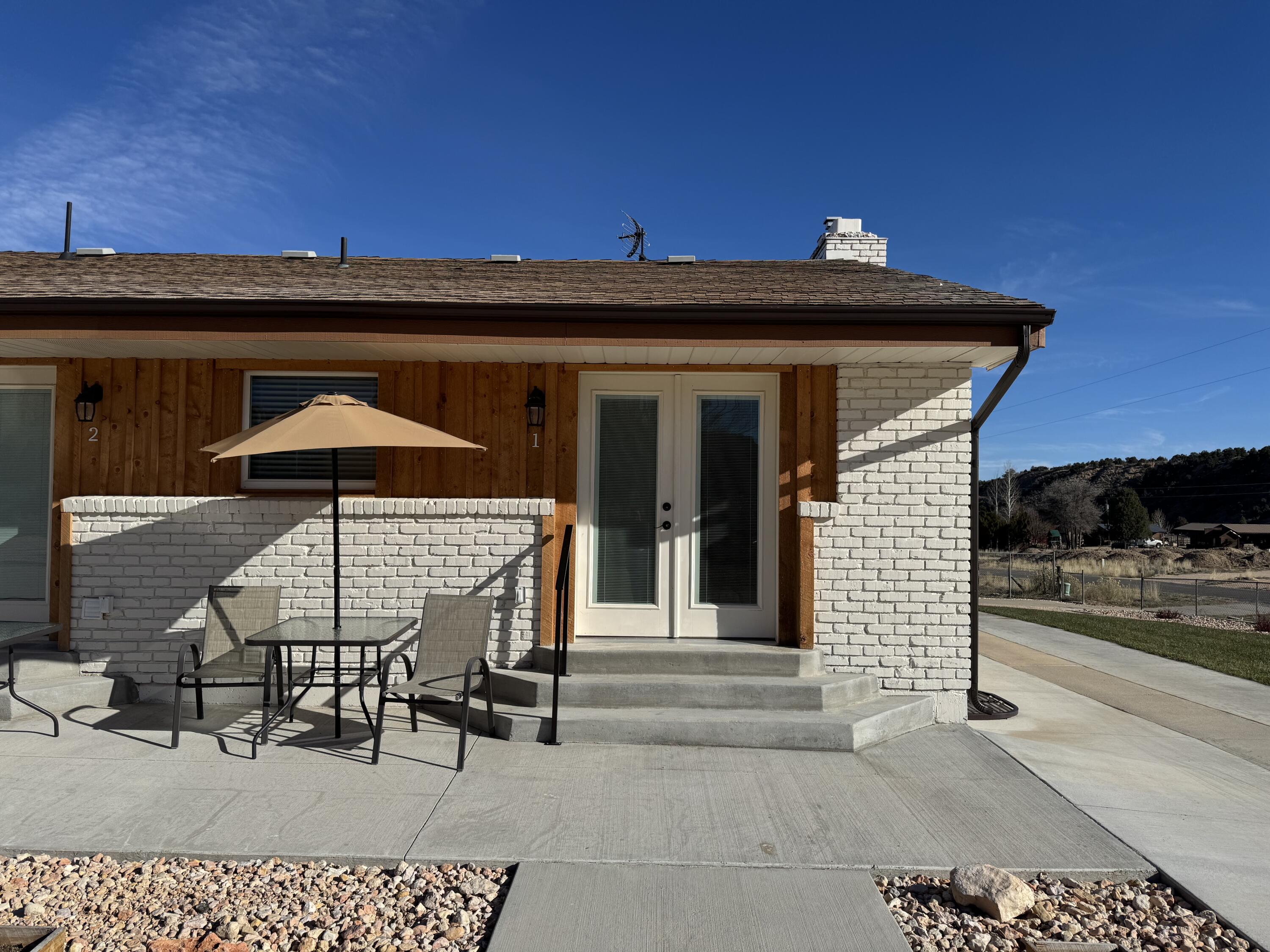 TOQUERVILLE TOWNSITE - Residential