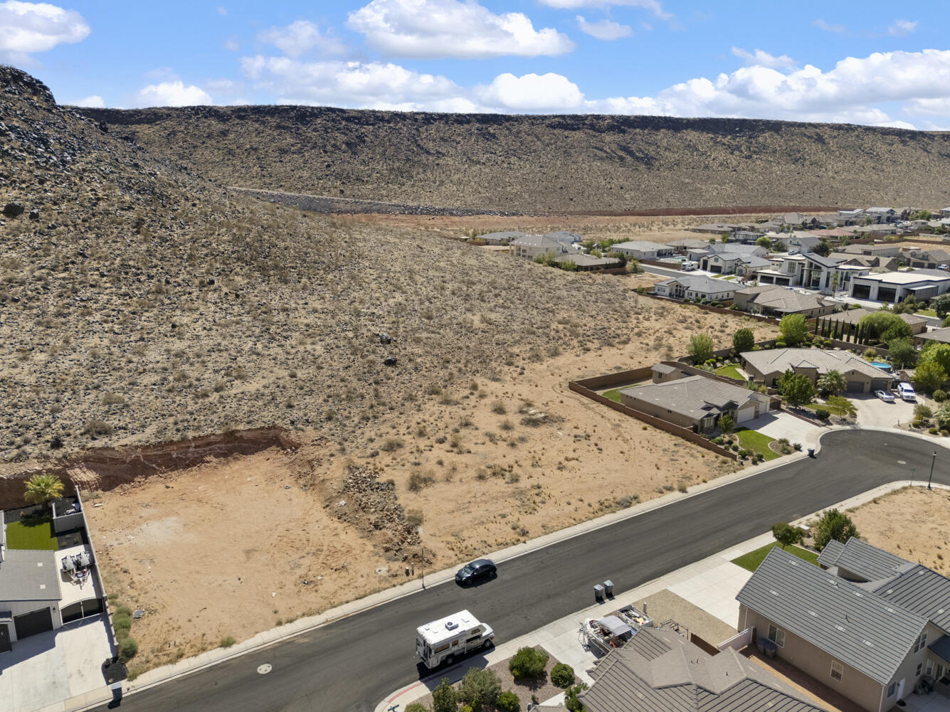 DIXIE SPRINGS - Land