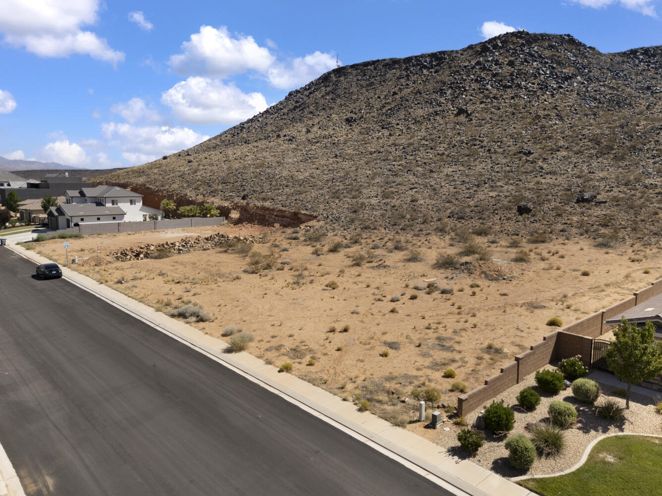 DIXIE SPRINGS - Land