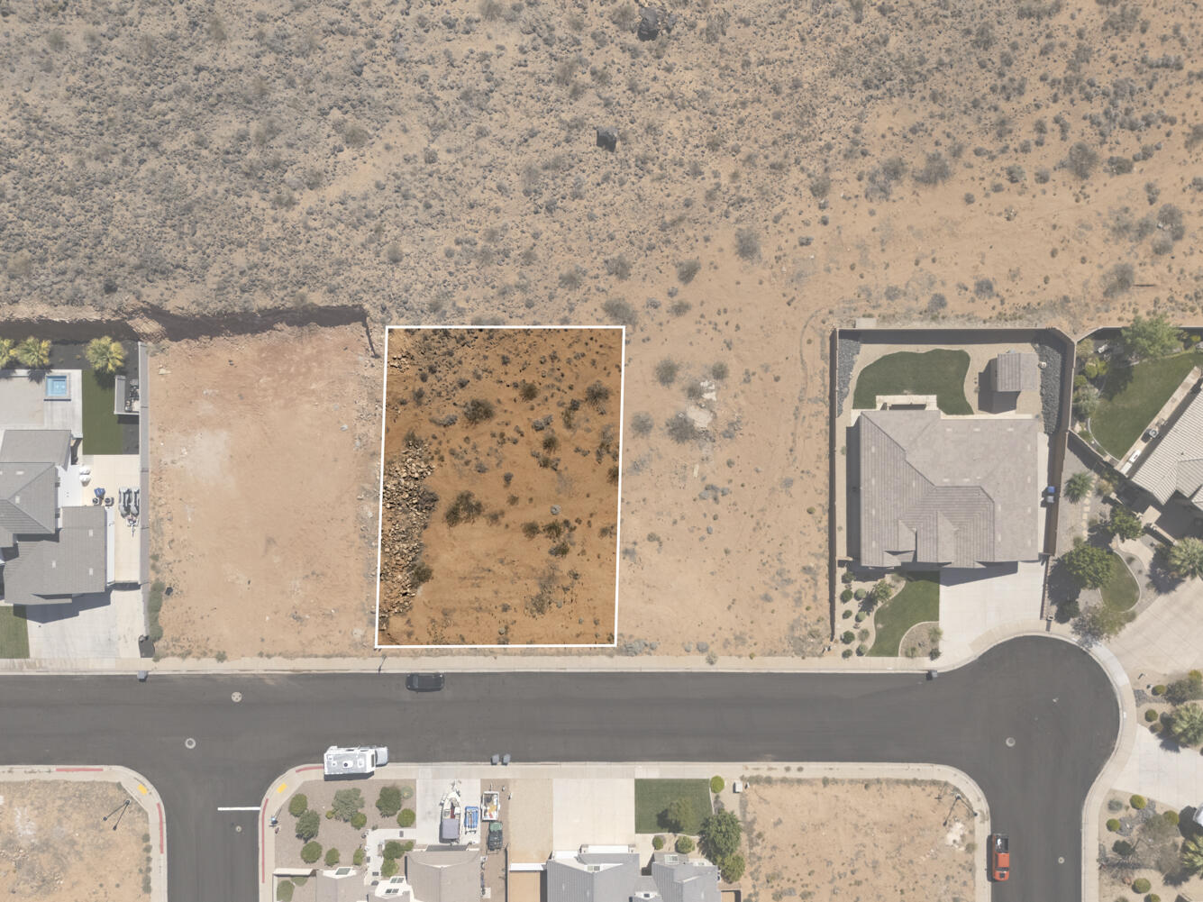 DIXIE SPRINGS - Land