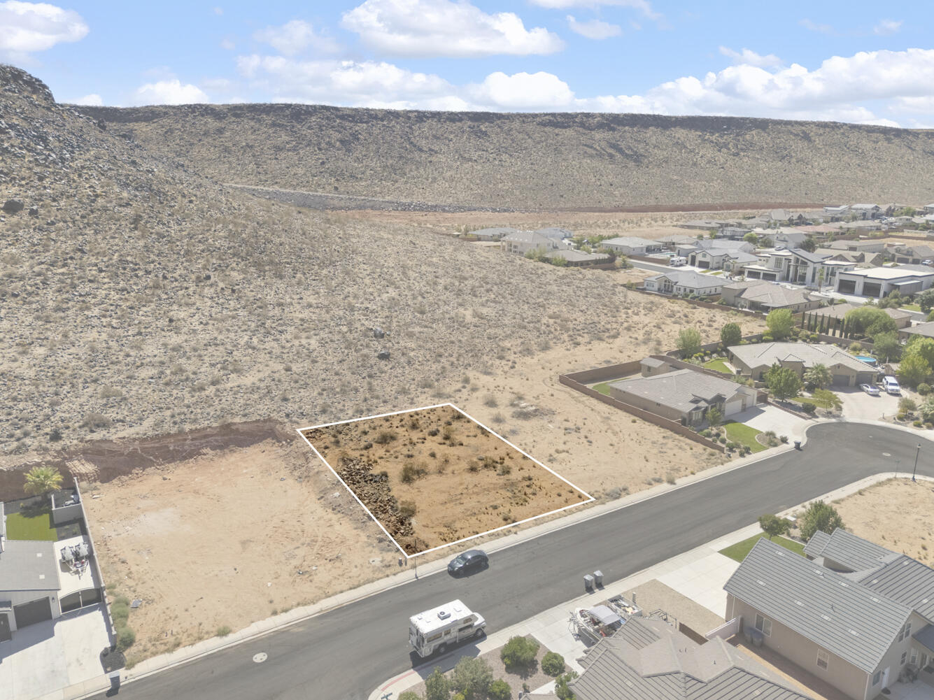 DIXIE SPRINGS - Land