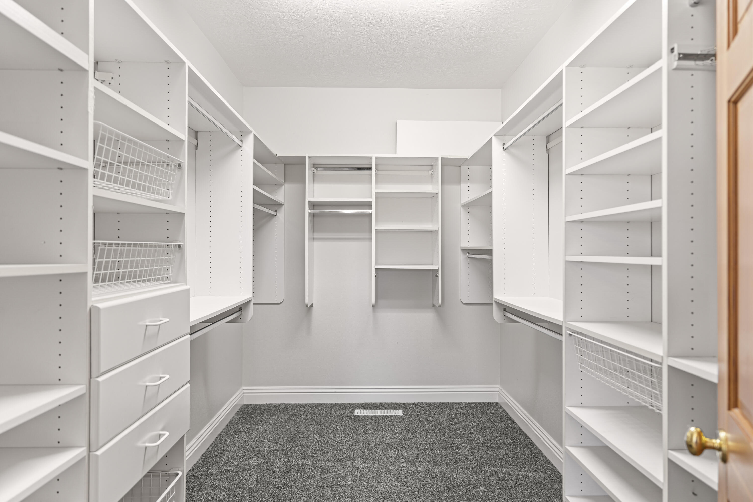 GREEN SPRING COVE ESTATES - Residential