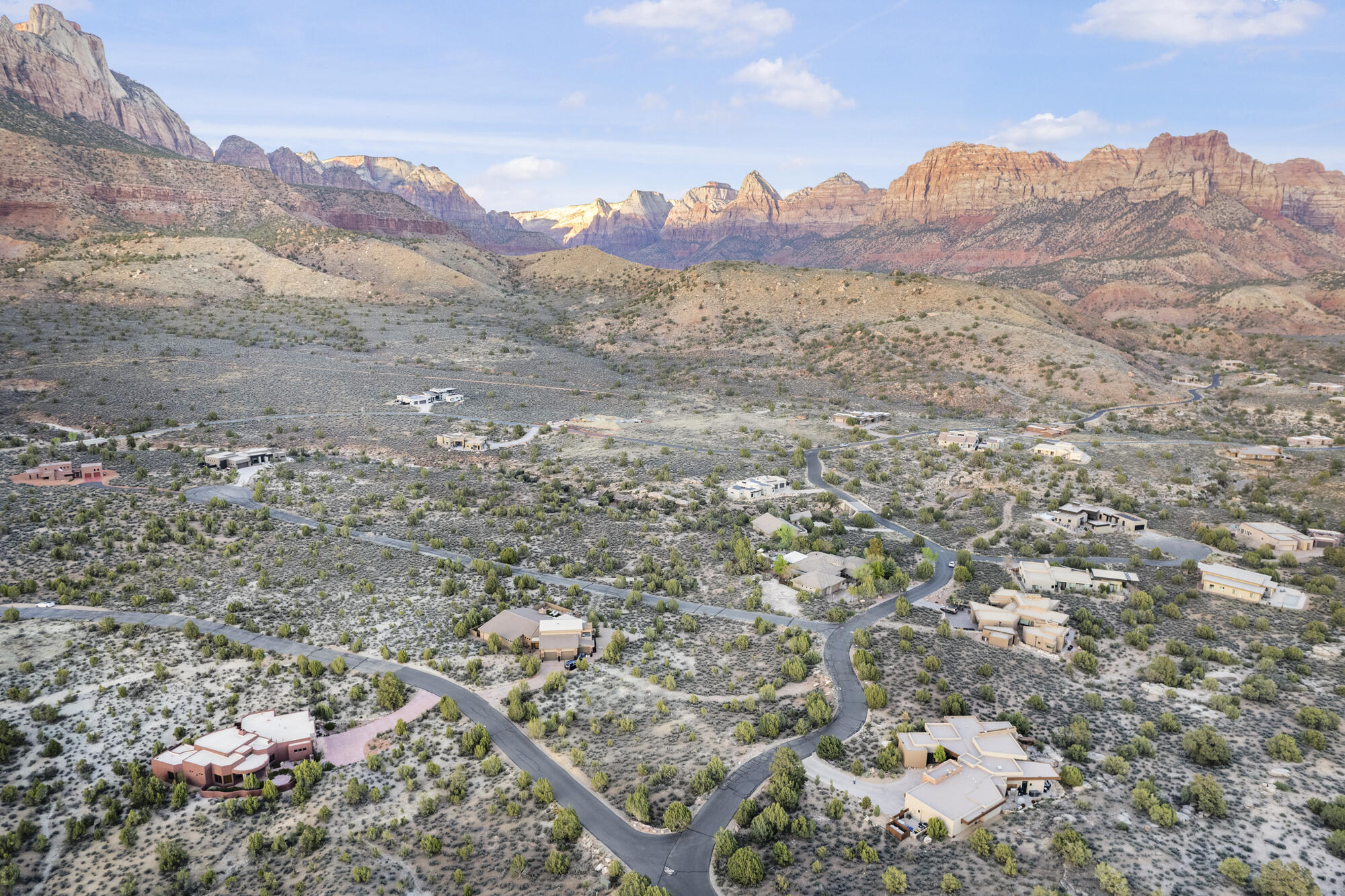 ANASAZI PLATEAU - Land