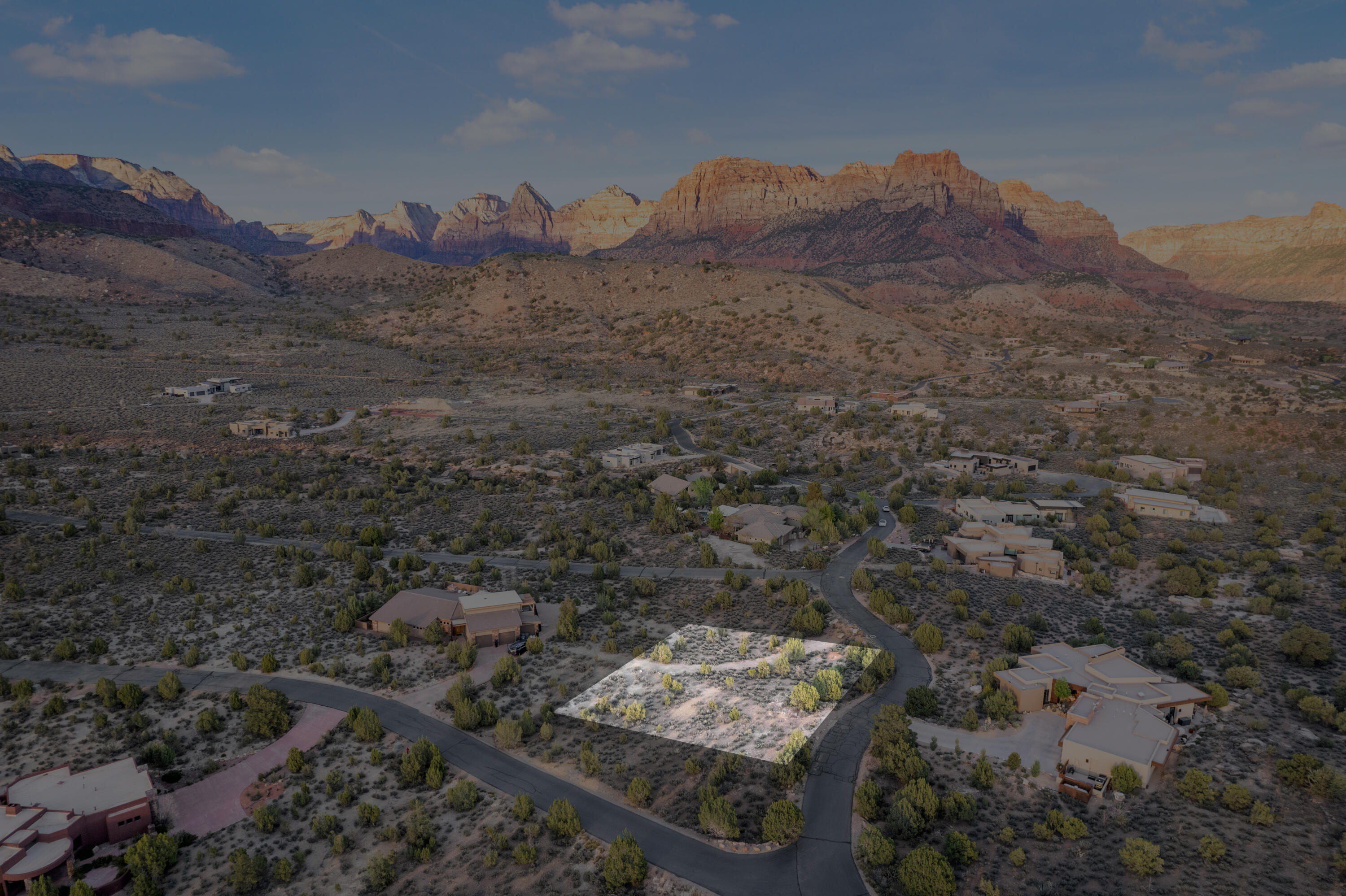 ANASAZI PLATEAU - Land