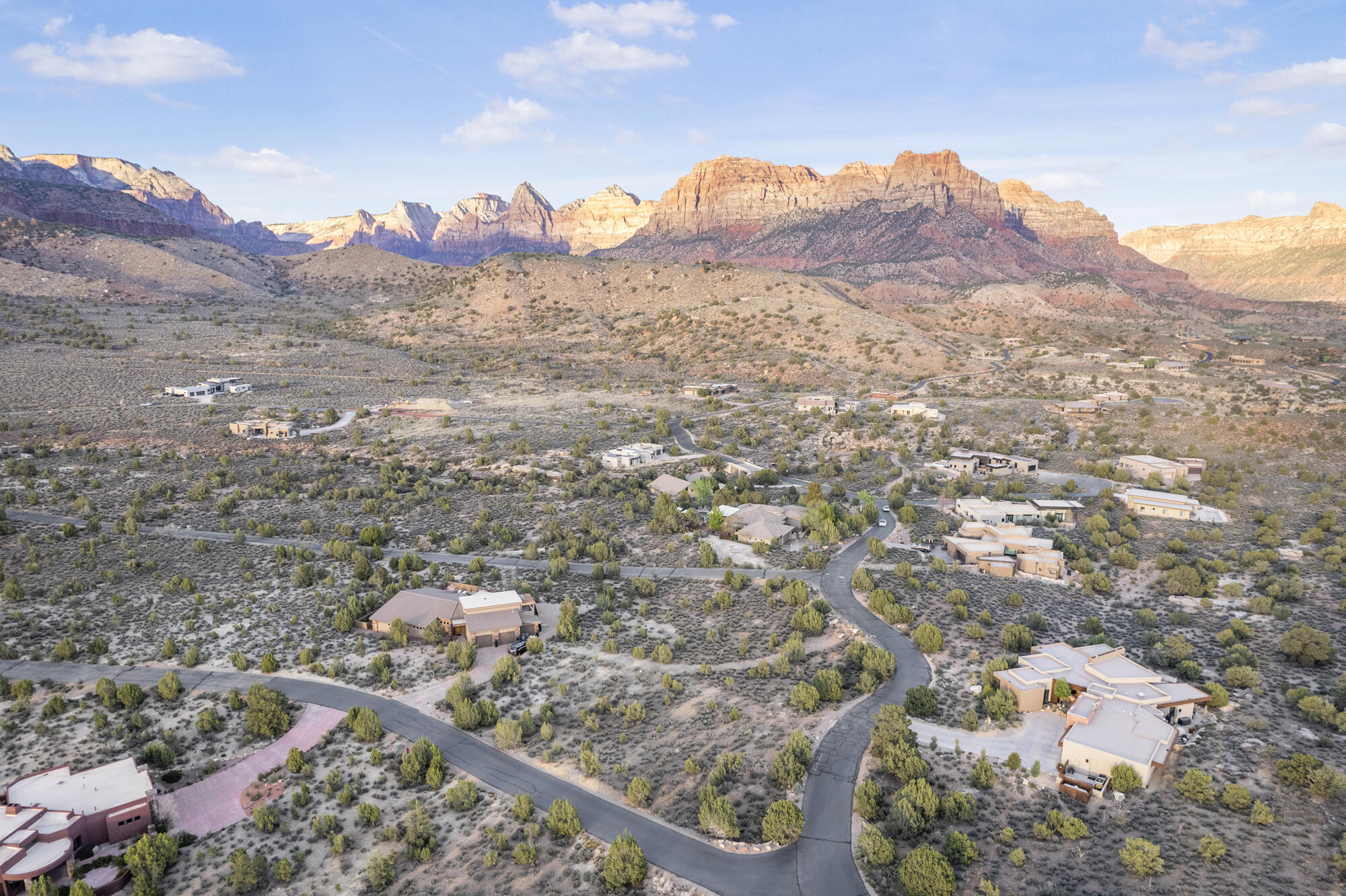 ANASAZI PLATEAU - Land
