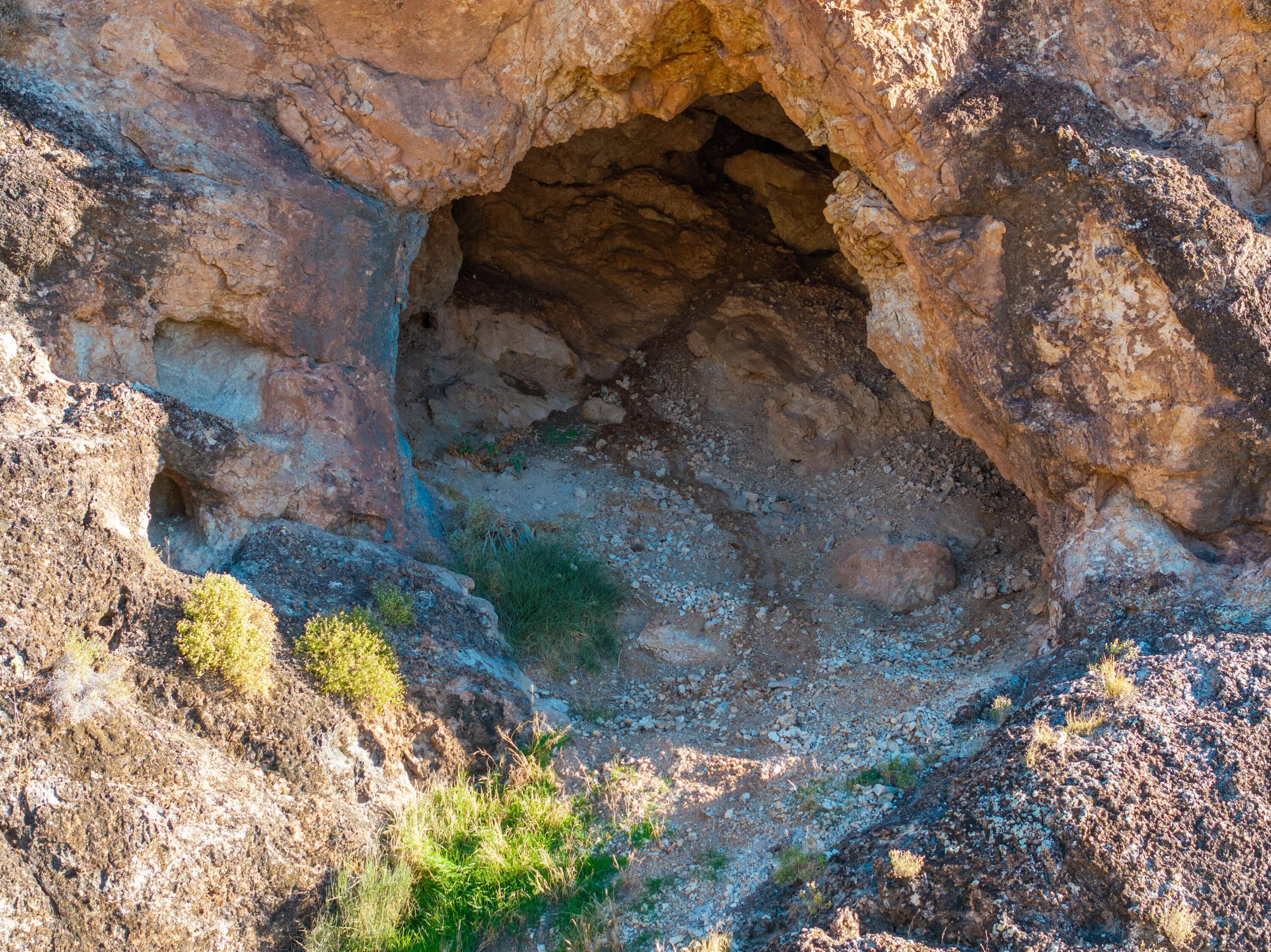 LAVERKIN TOWNSITE AND FIELD - Land