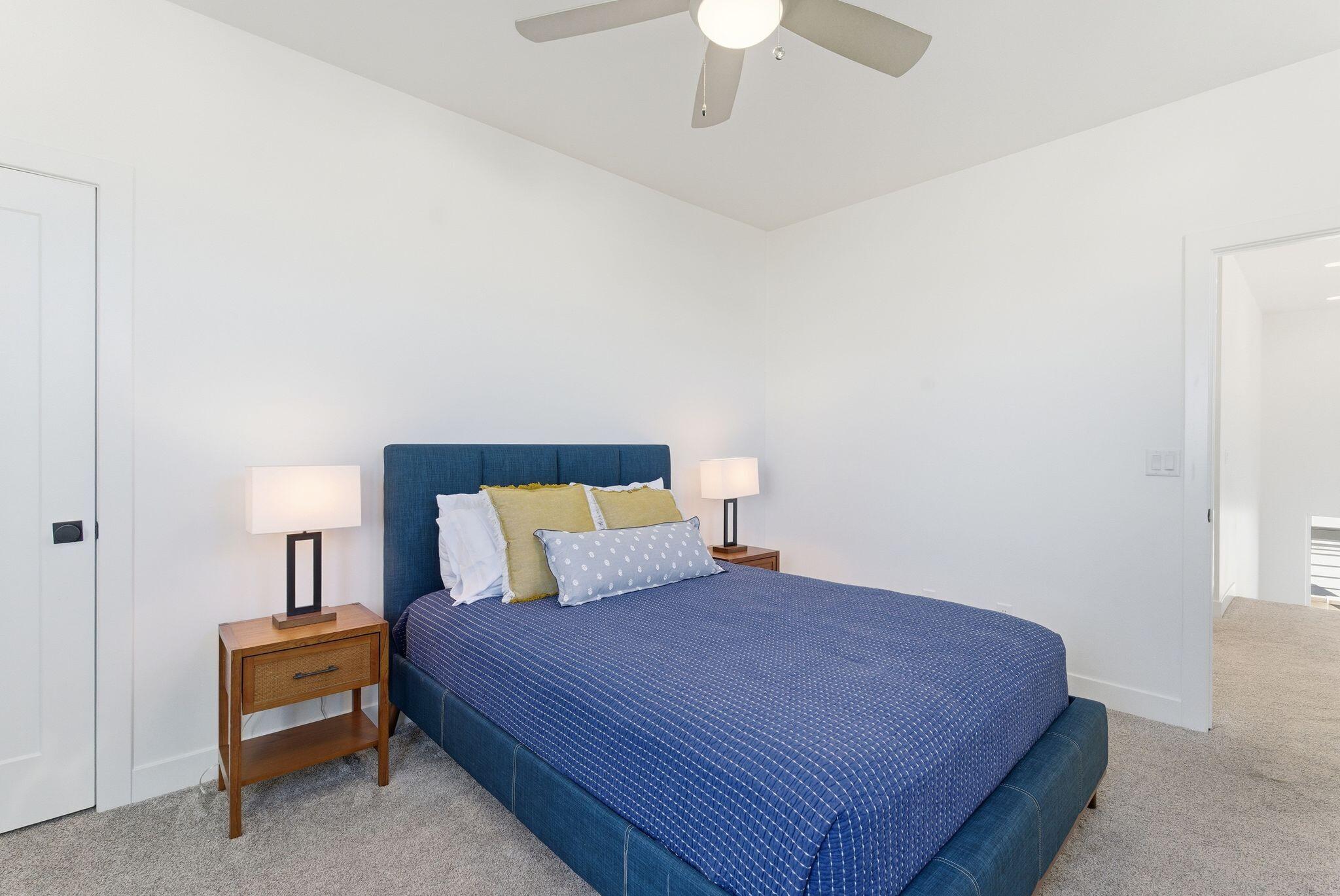 AUBURN HILLS - Residential