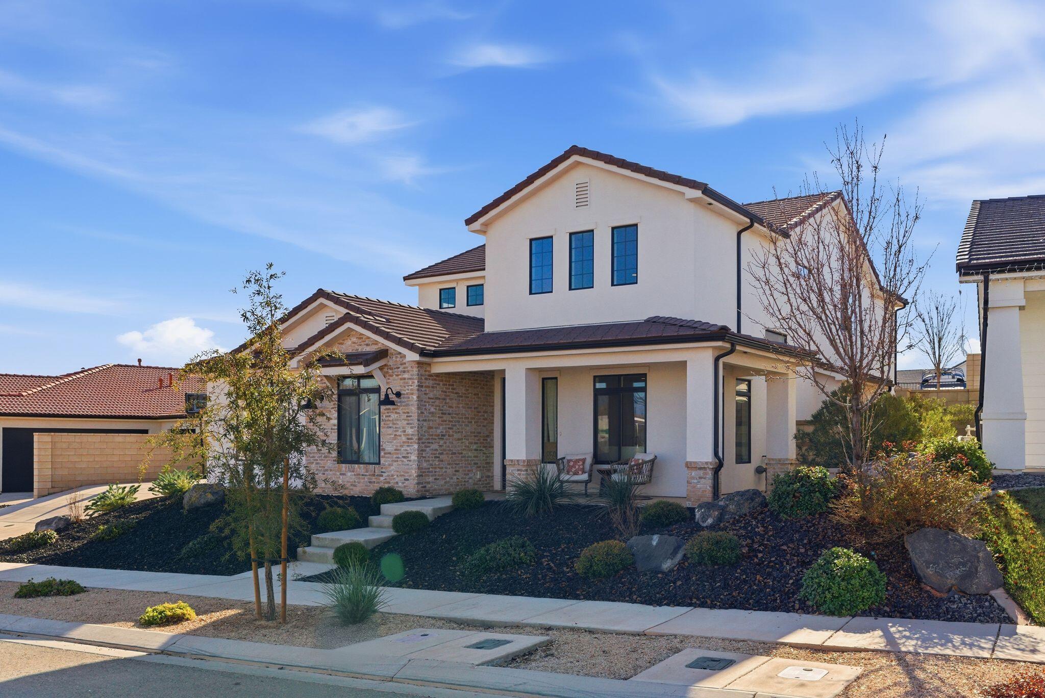 AUBURN HILLS - Residential