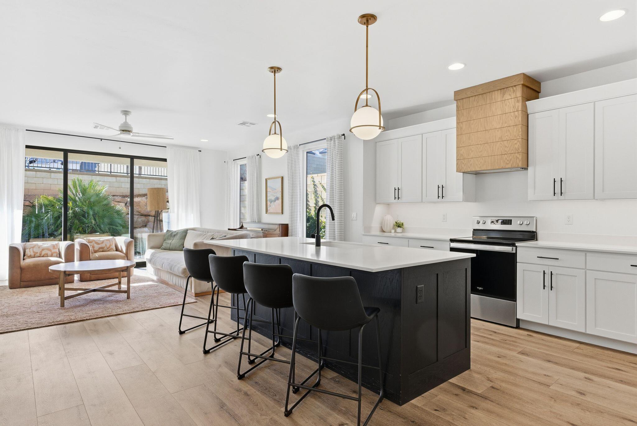 AUBURN HILLS - Residential