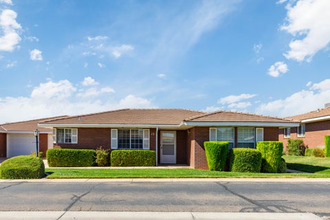Photo of 970 E 700 S 15 #15, Saint George, UT 84790 (MLS # 26-276981)