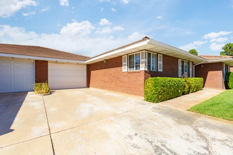 Tiny photo for 970 E 700 S 15 #15, Saint George, UT 84790 (MLS # 26-276981)
