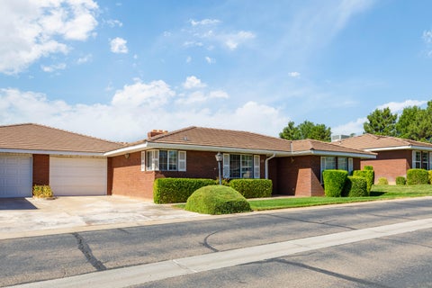 Tiny photo for 970 E 700 S 15 #15, Saint George, UT 84790 (MLS # 26-276981)
