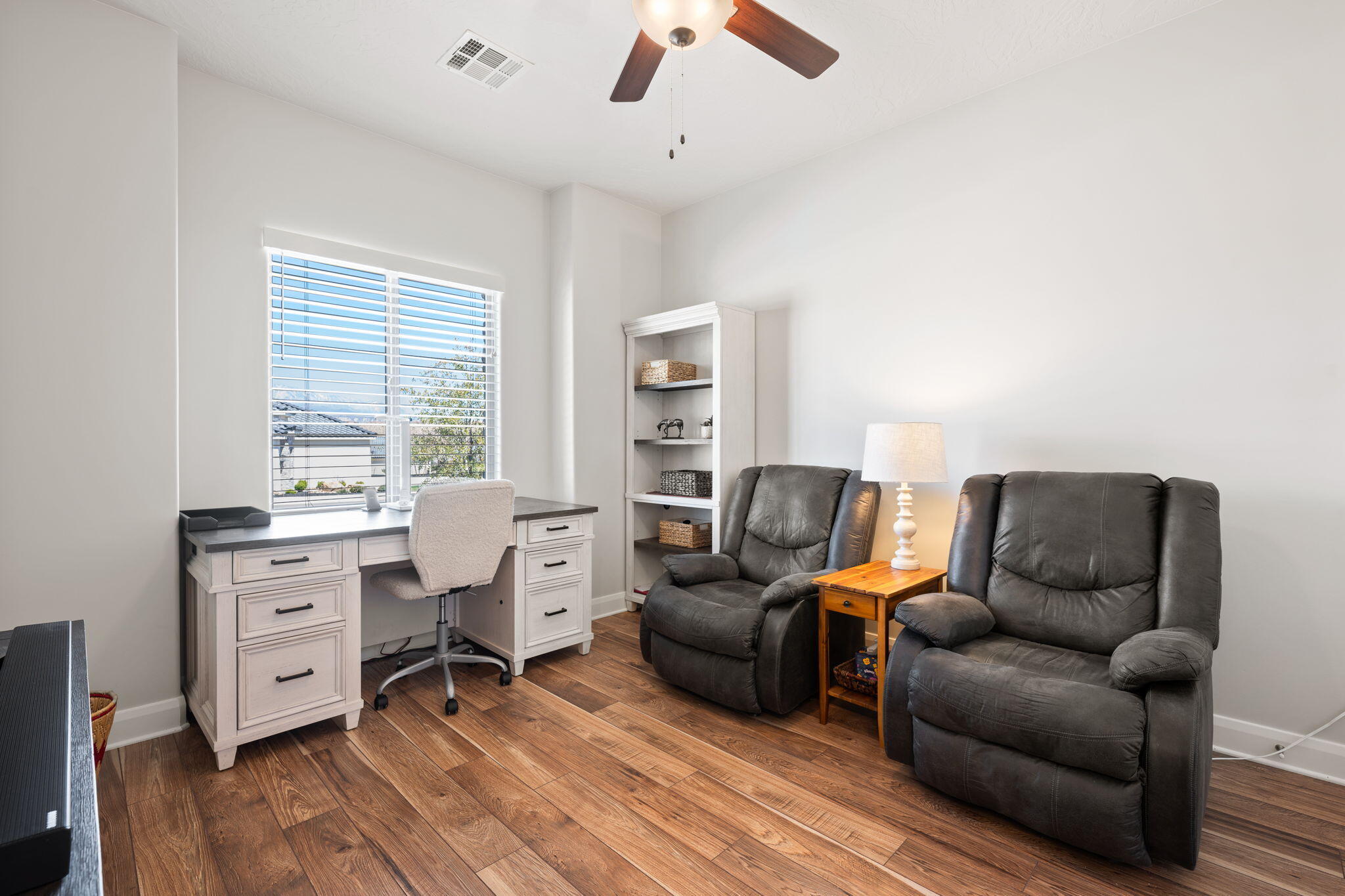 VARANO VISTAS AT DIVARIO - Residential