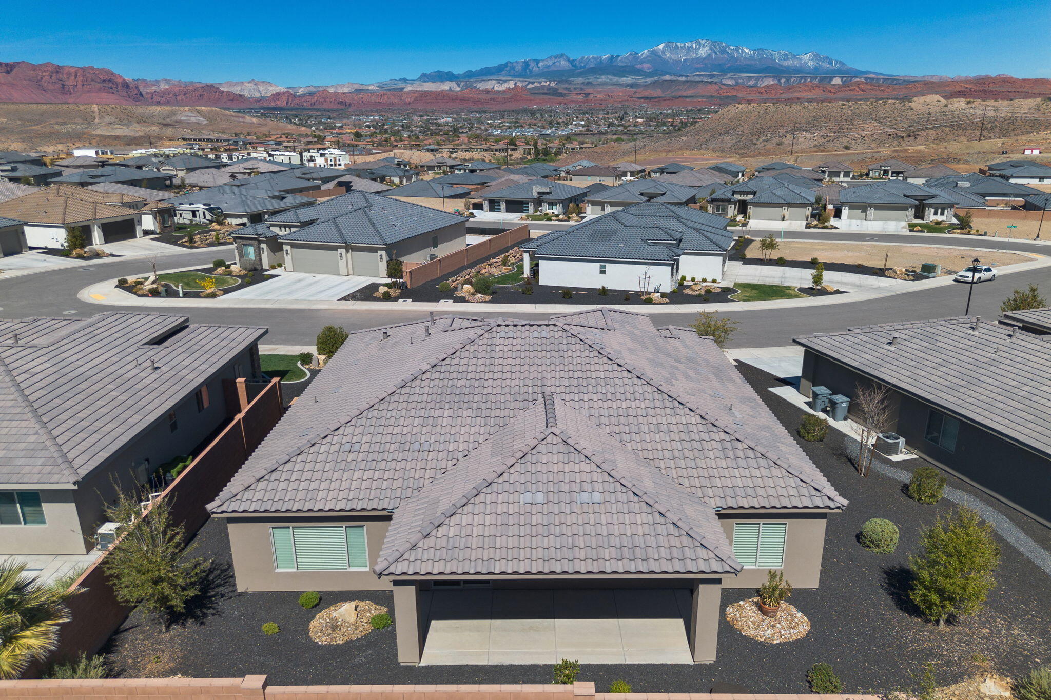 VARANO VISTAS AT DIVARIO - Residential