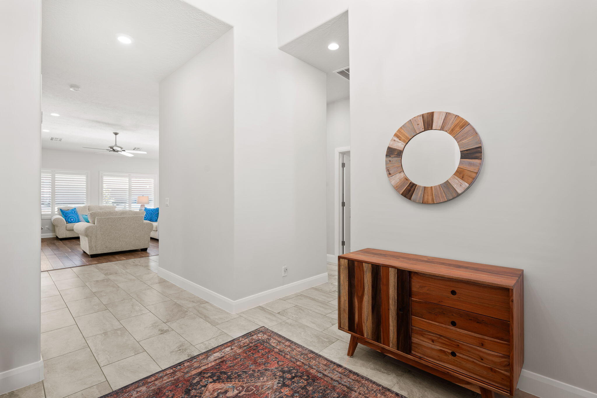 VARANO VISTAS AT DIVARIO - Residential