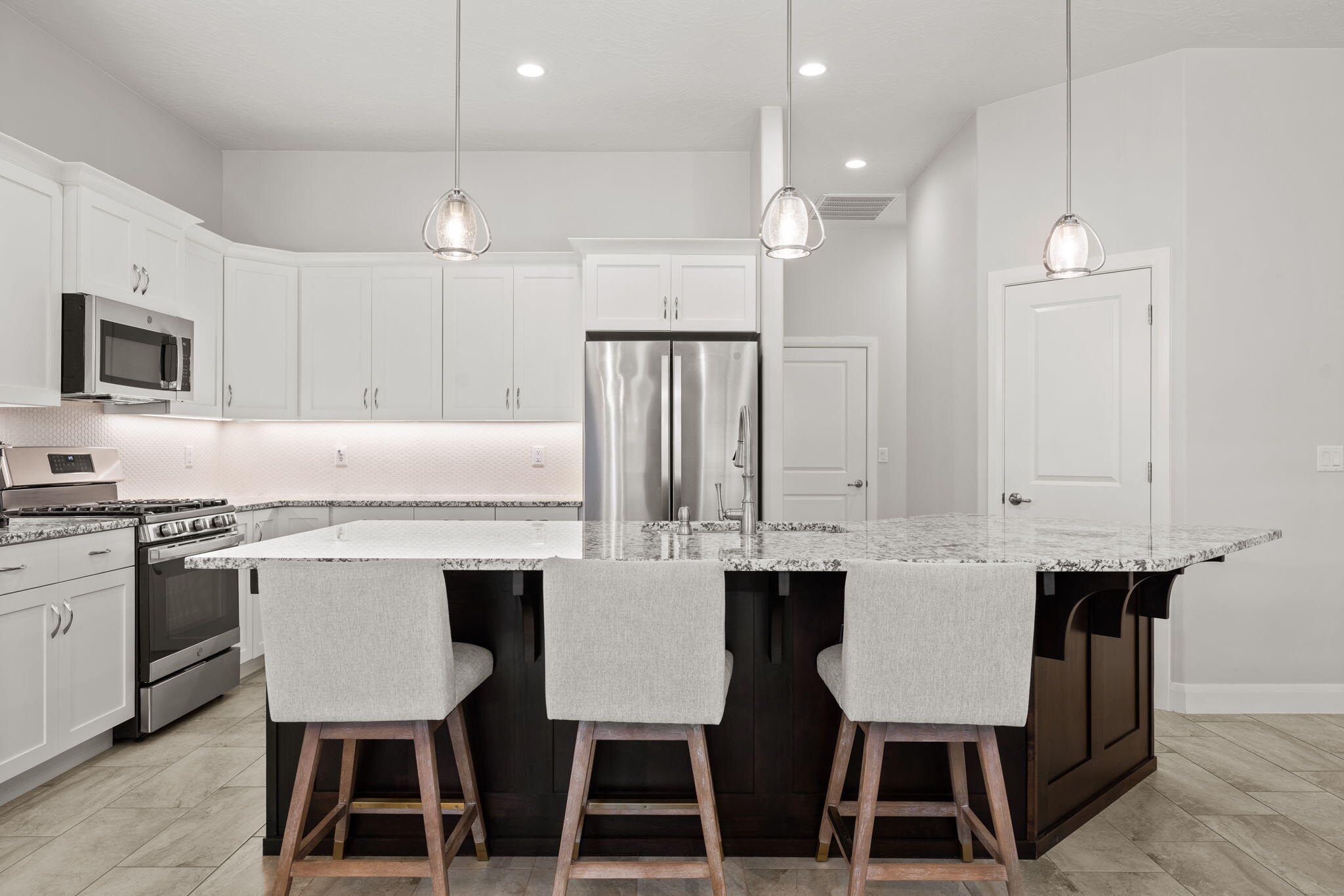 VARANO VISTAS AT DIVARIO - Residential