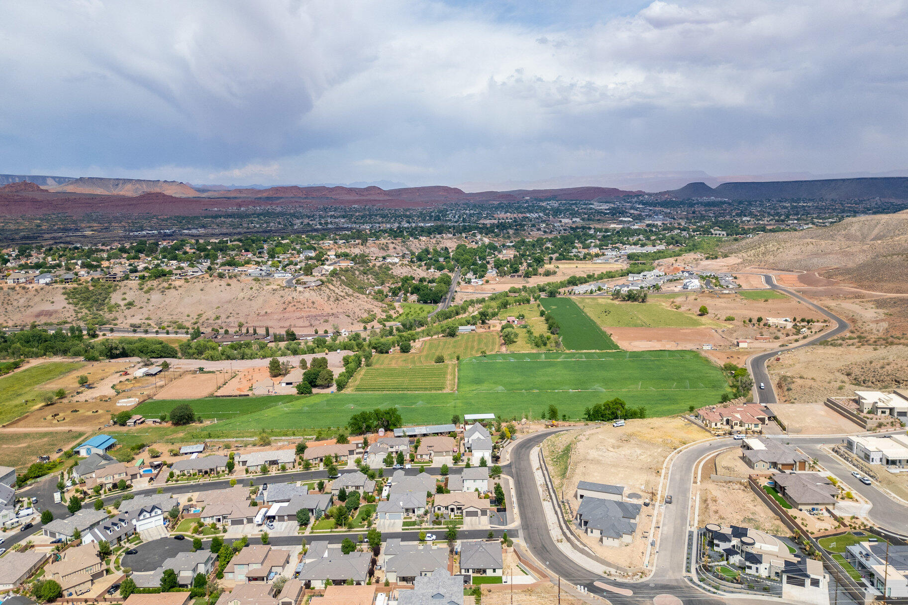 SANTA CLARA TOWNSITE AND FIELD - Residential