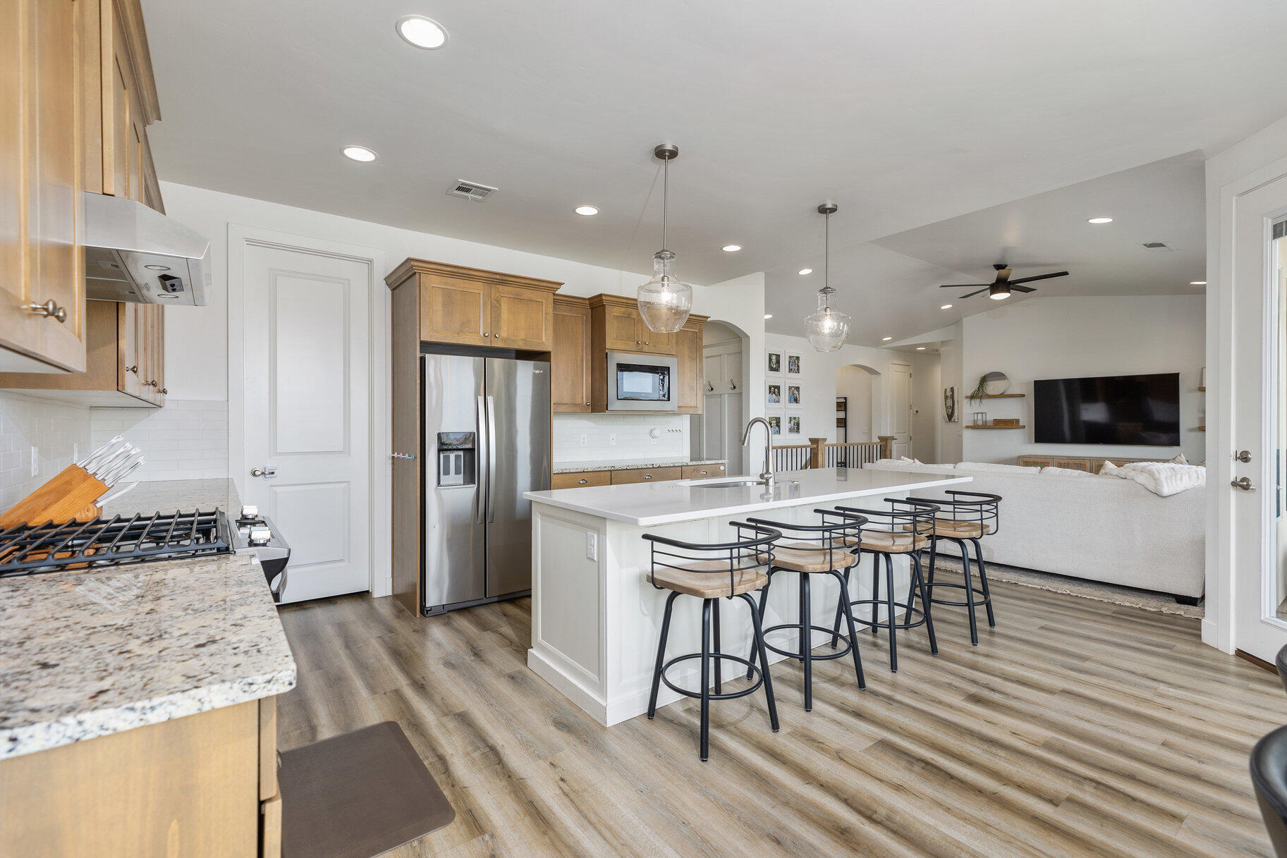 SANTA CLARA TOWNSITE AND FIELD - Residential